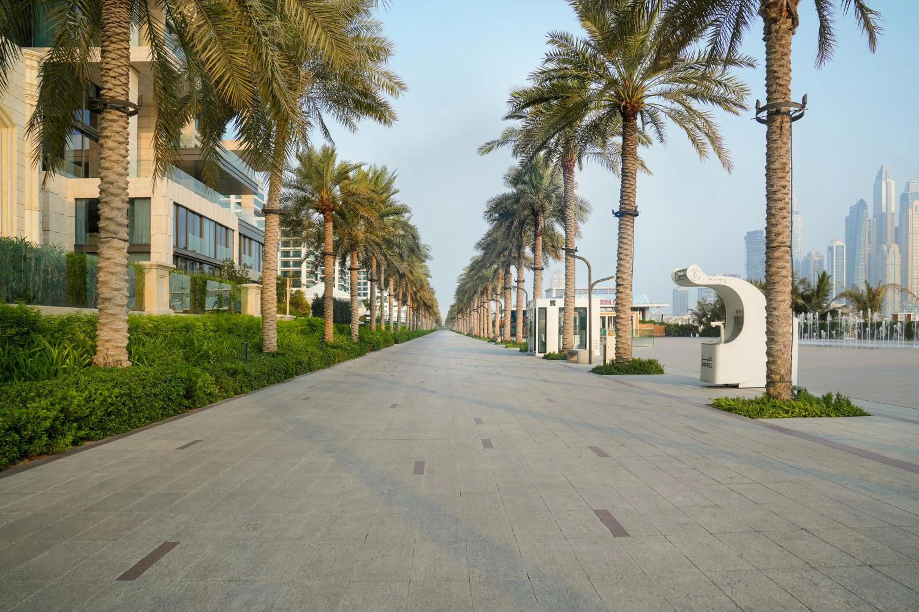 Beach in Mileo Hotel The Palm