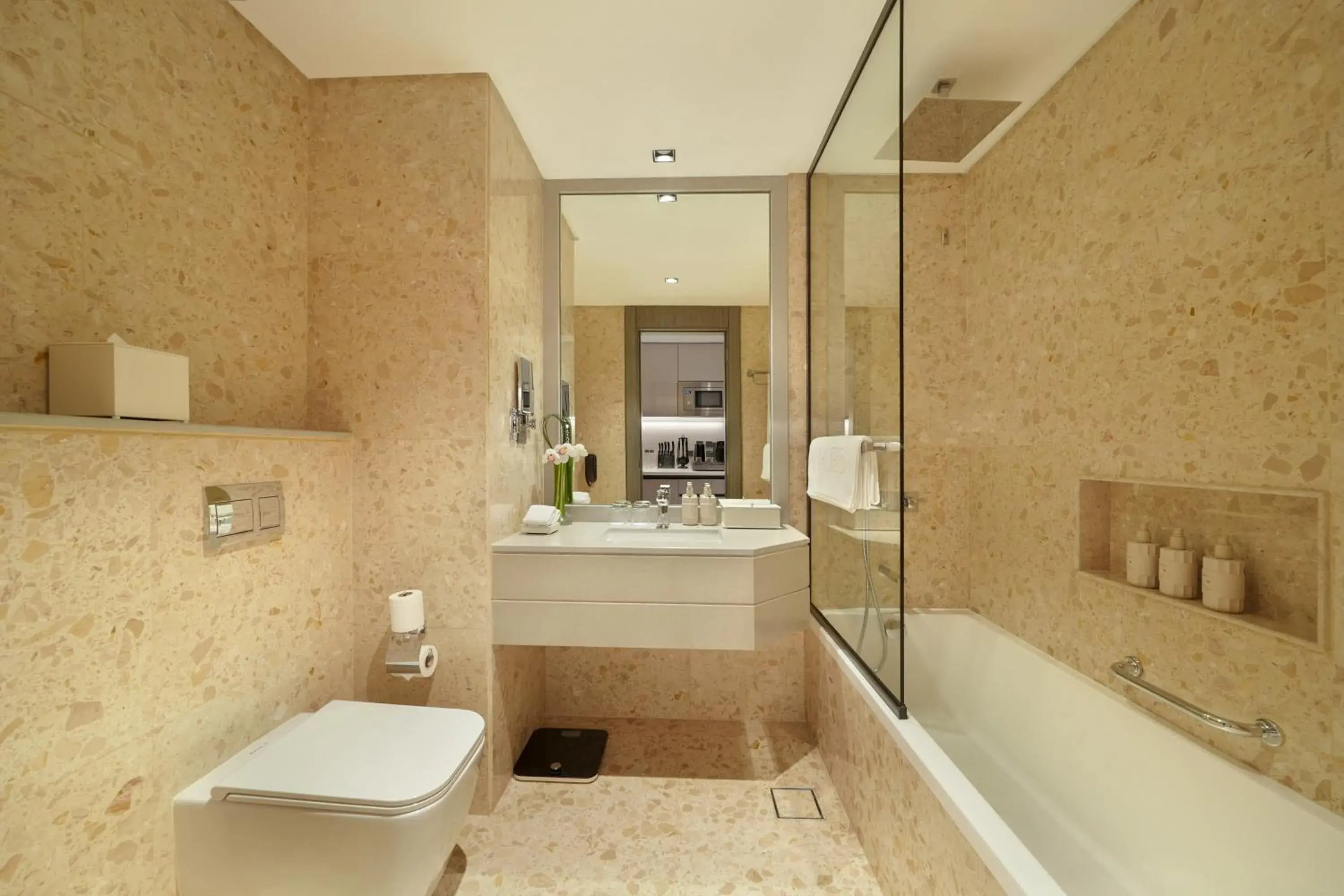 King Suite with Balcony in Mileo Hotel The Palm King Suite with Balcony in Mileo Hotel The Palm