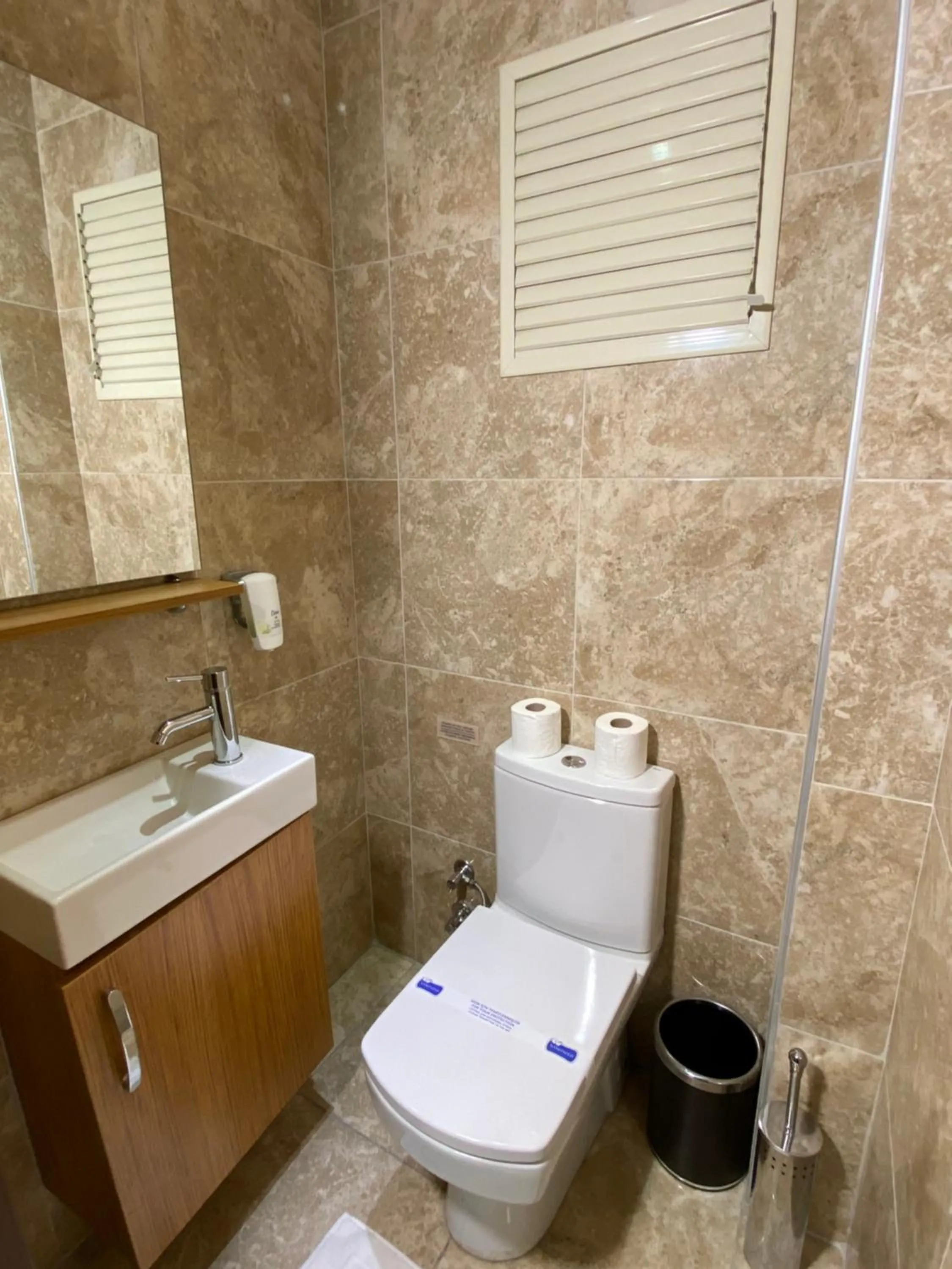 Toilet in Four Doors Hotel