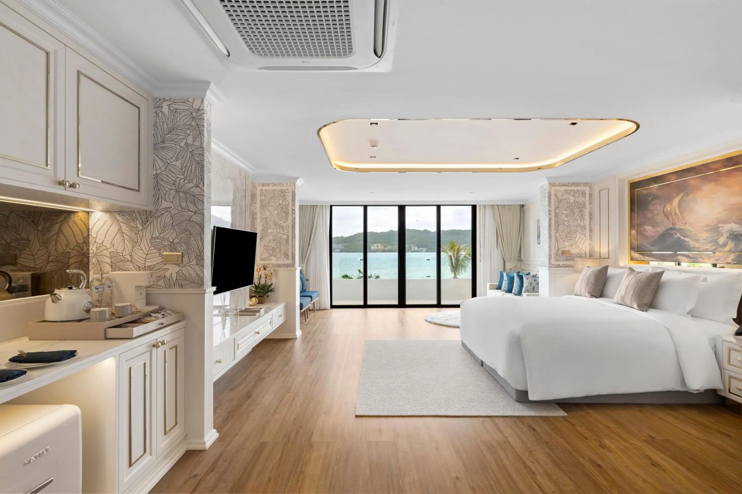 Bed in The Cyan at Patong Hotel