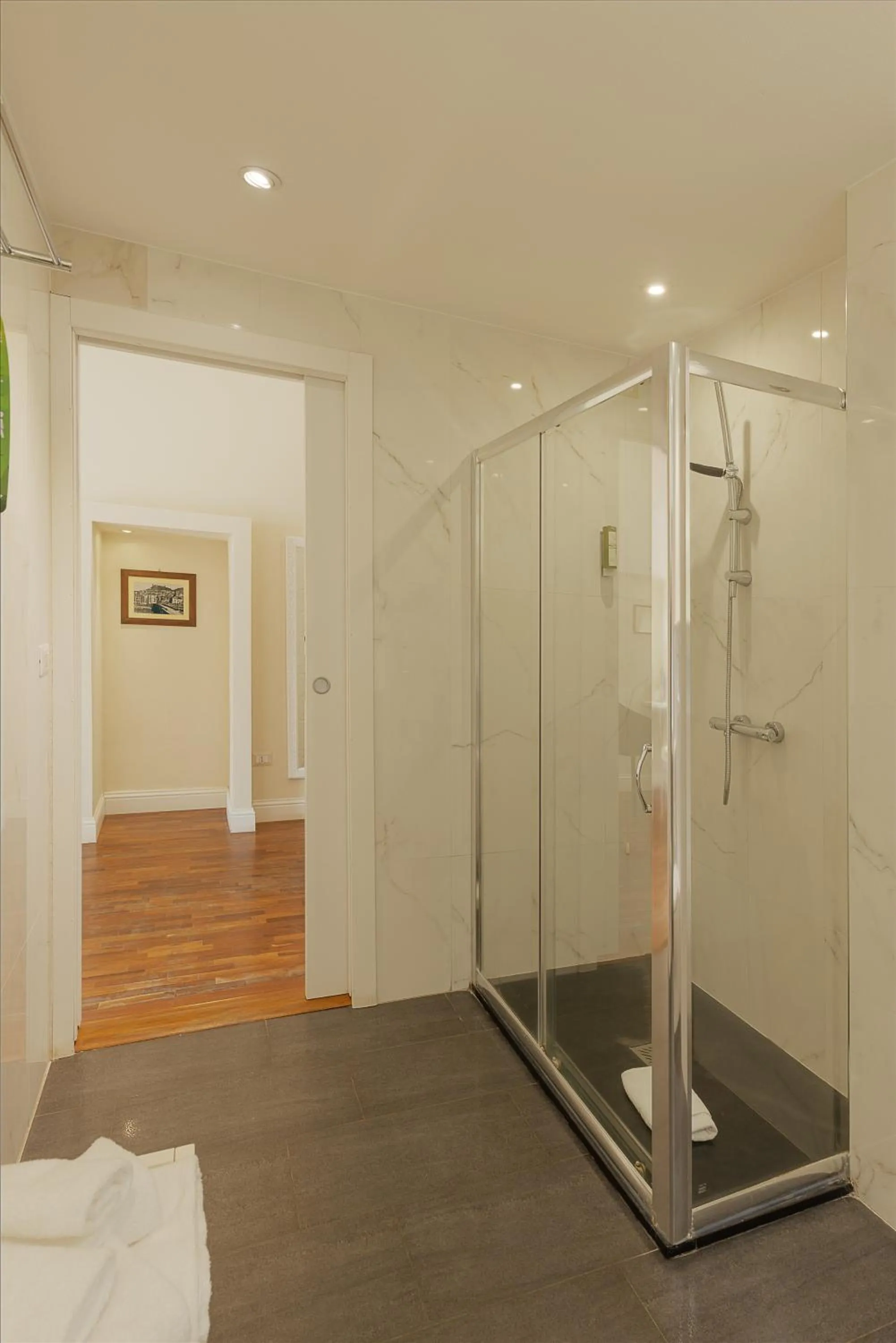 Bathroom in Palazzo Pischedda