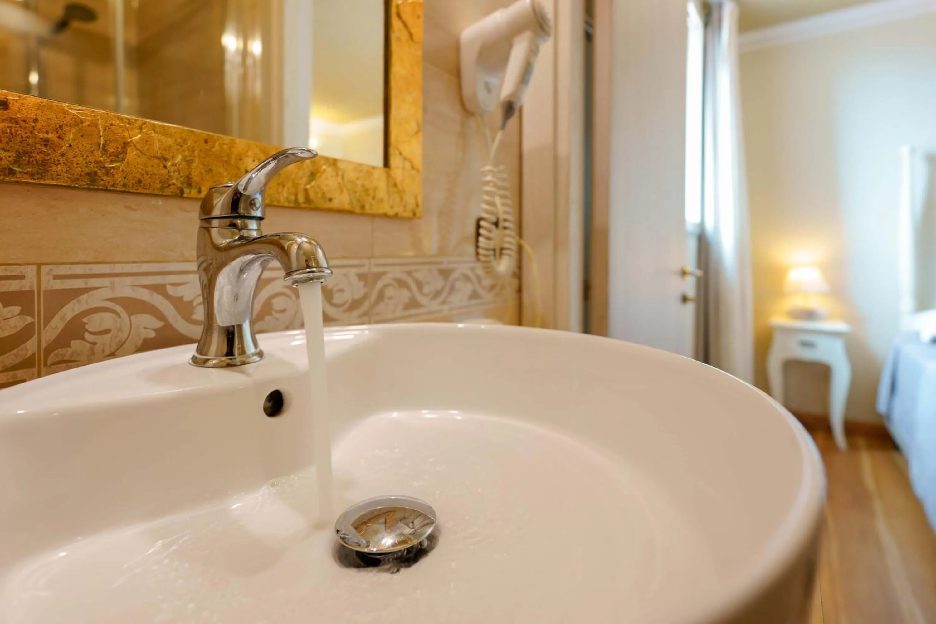 Bathroom in Palazzo Pischedda