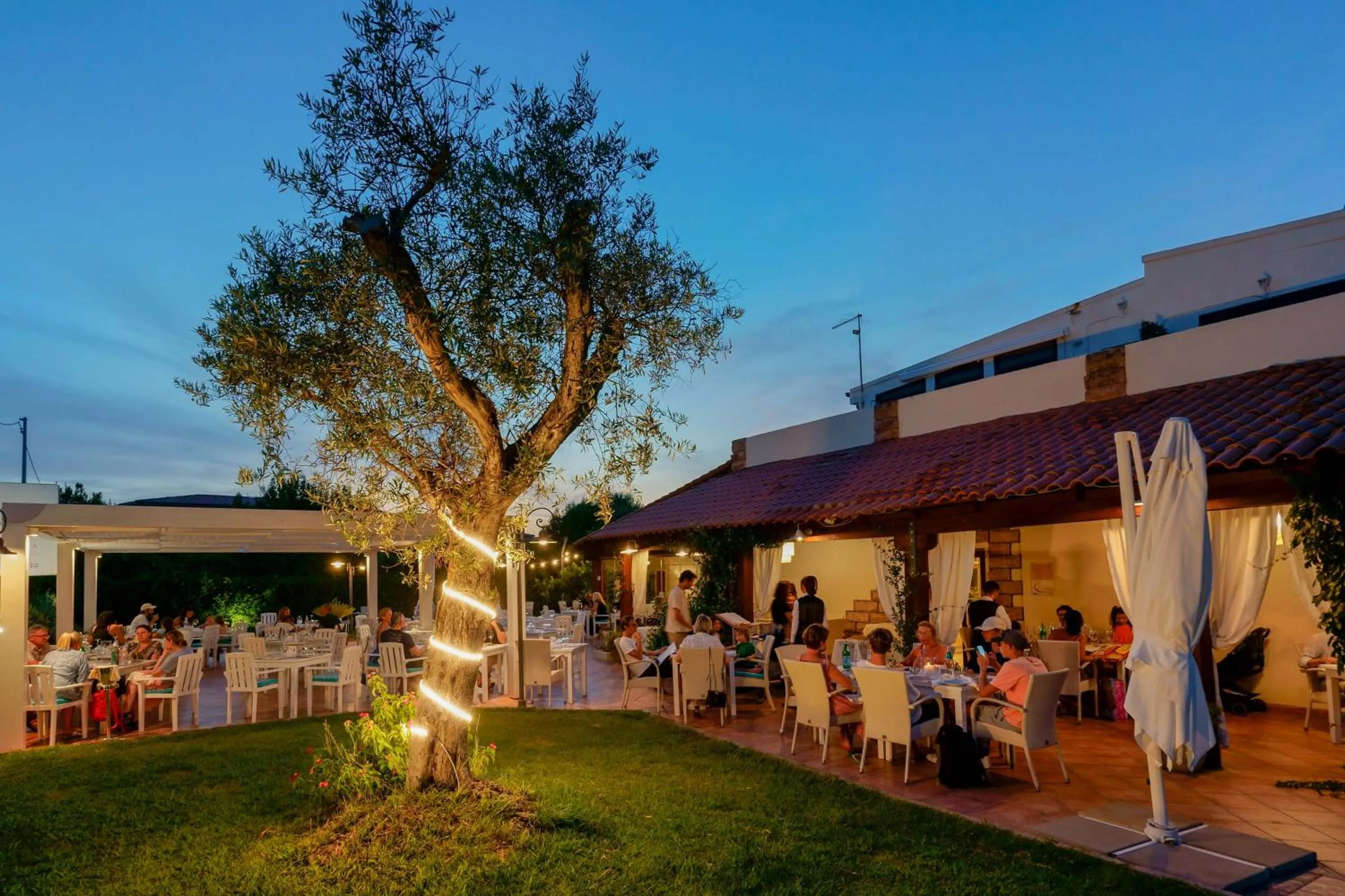 Restaurant/places to eat in Palazzo Pischedda