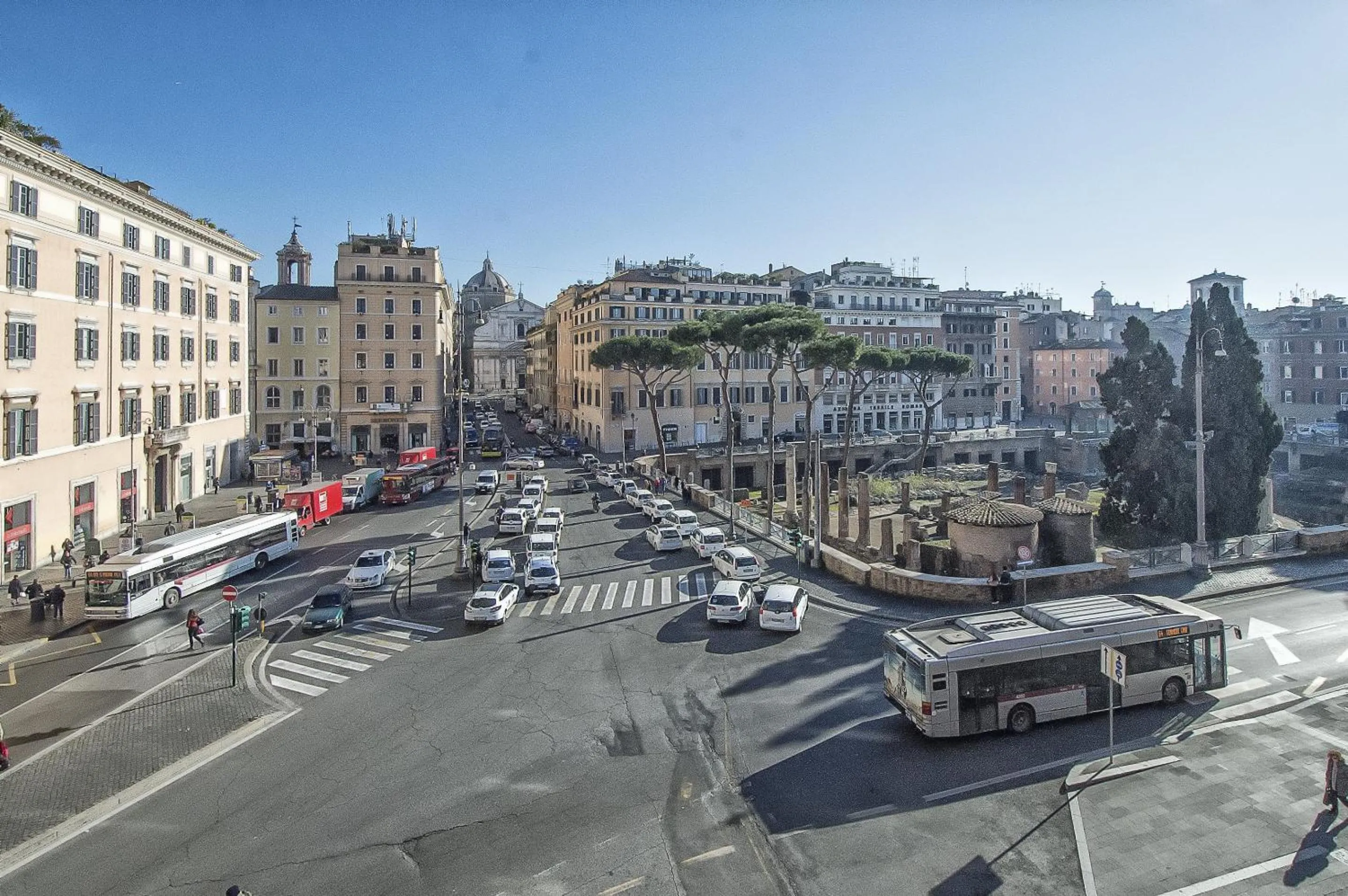 City view in Little Queen Relais