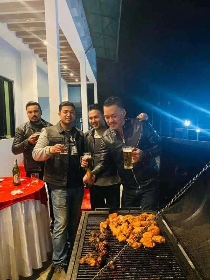 People in Bojinee Resort