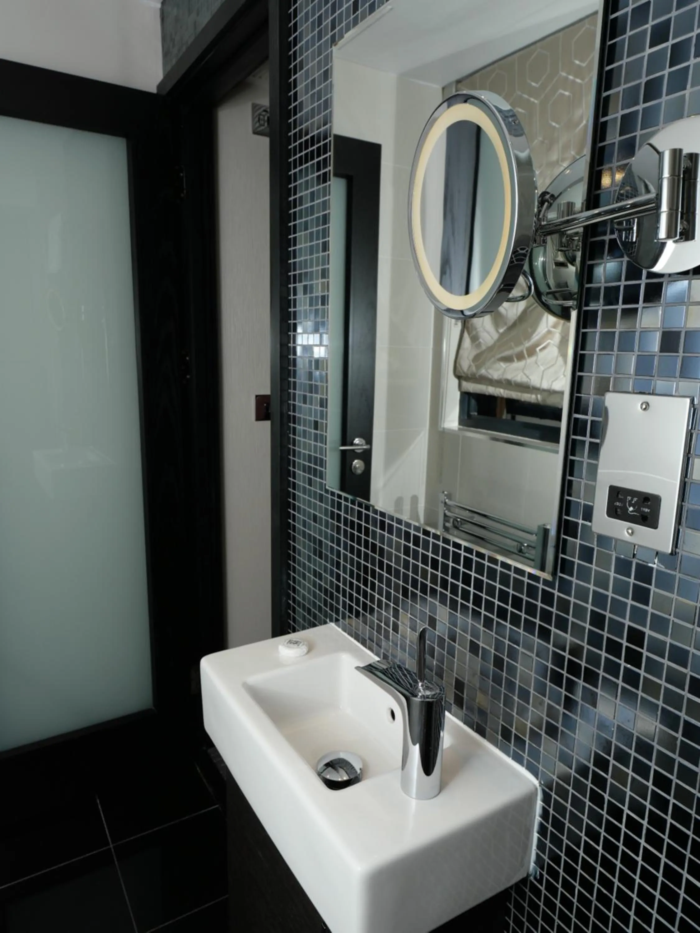 Bathroom in Great St Helen Hotel