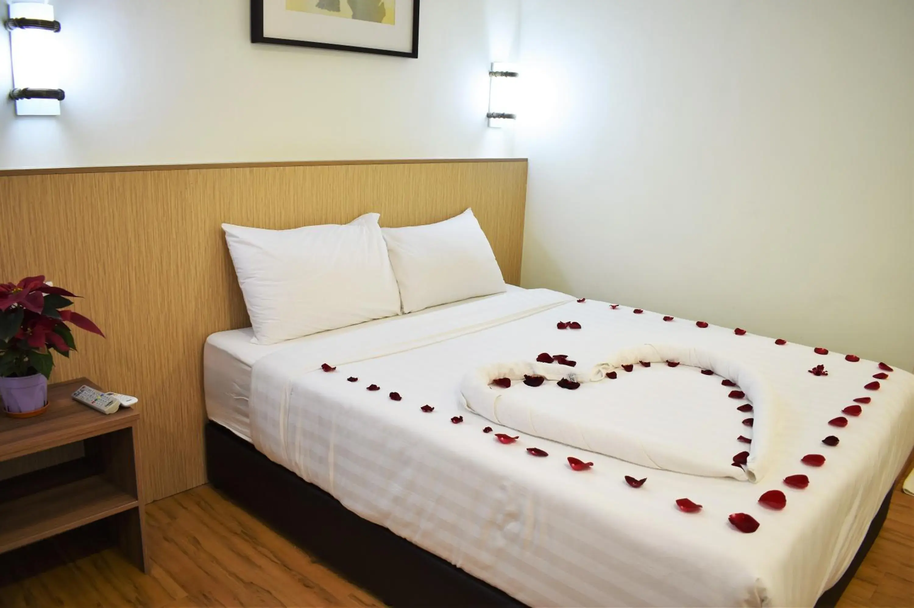 Standard Queen Room in Xpeed Holiday Hotel Standard Queen Room in Xpeed Holiday Hotel