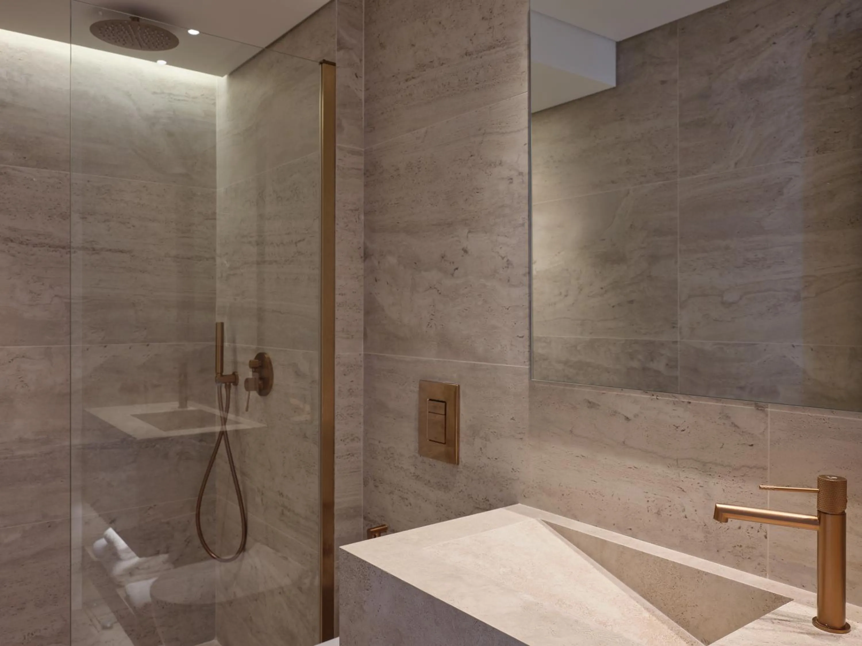 Bathroom in Nur City Suites