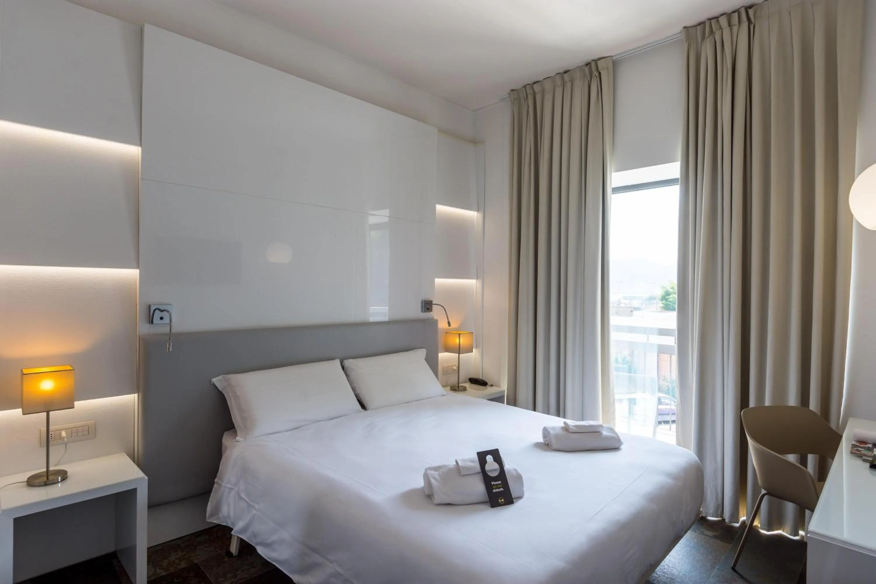 Double Room with Sea View in B&B Hotel Savona