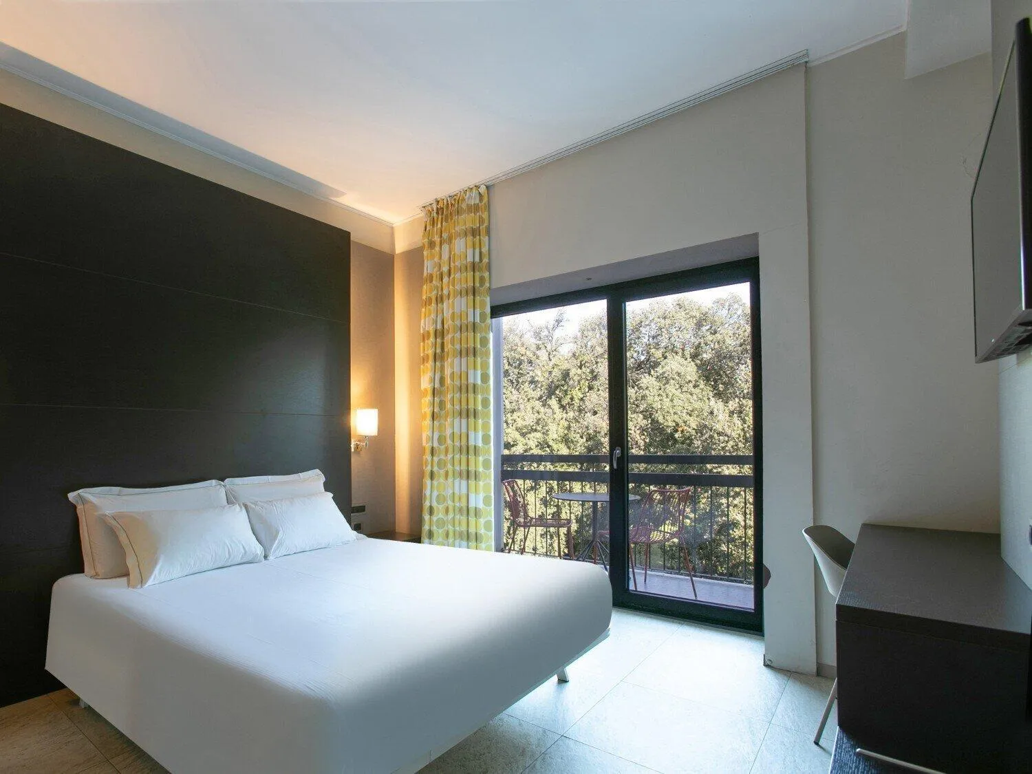 Photo of the whole room, Bed in B&B Hotel Savona