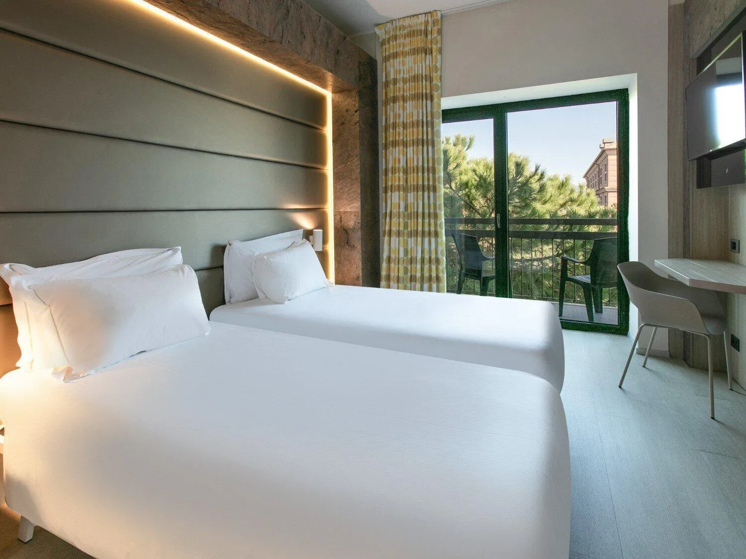 Photo of the whole room, Bed in B&B Hotel Savona