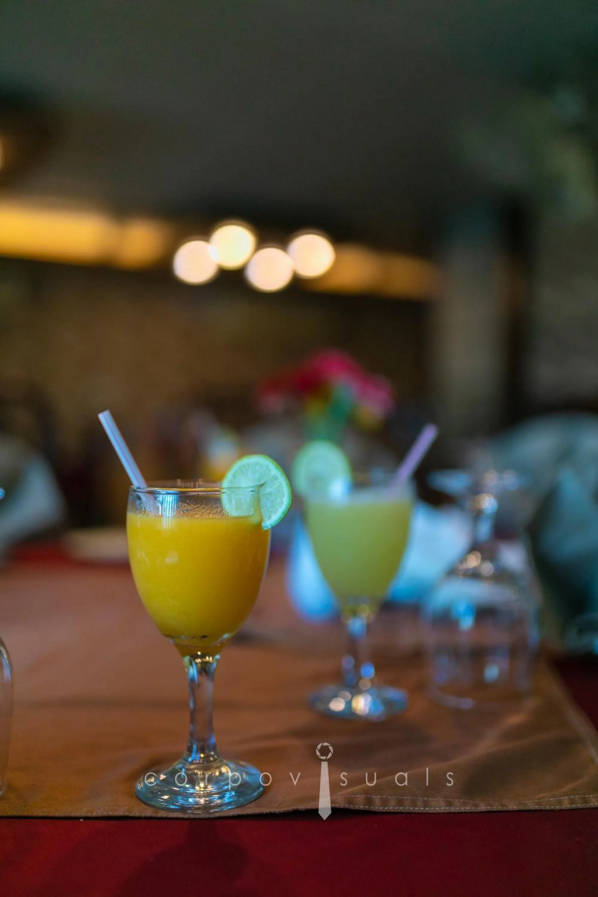 Restaurant/places to eat in SEL Nibash Hotel & Serviced Apartments