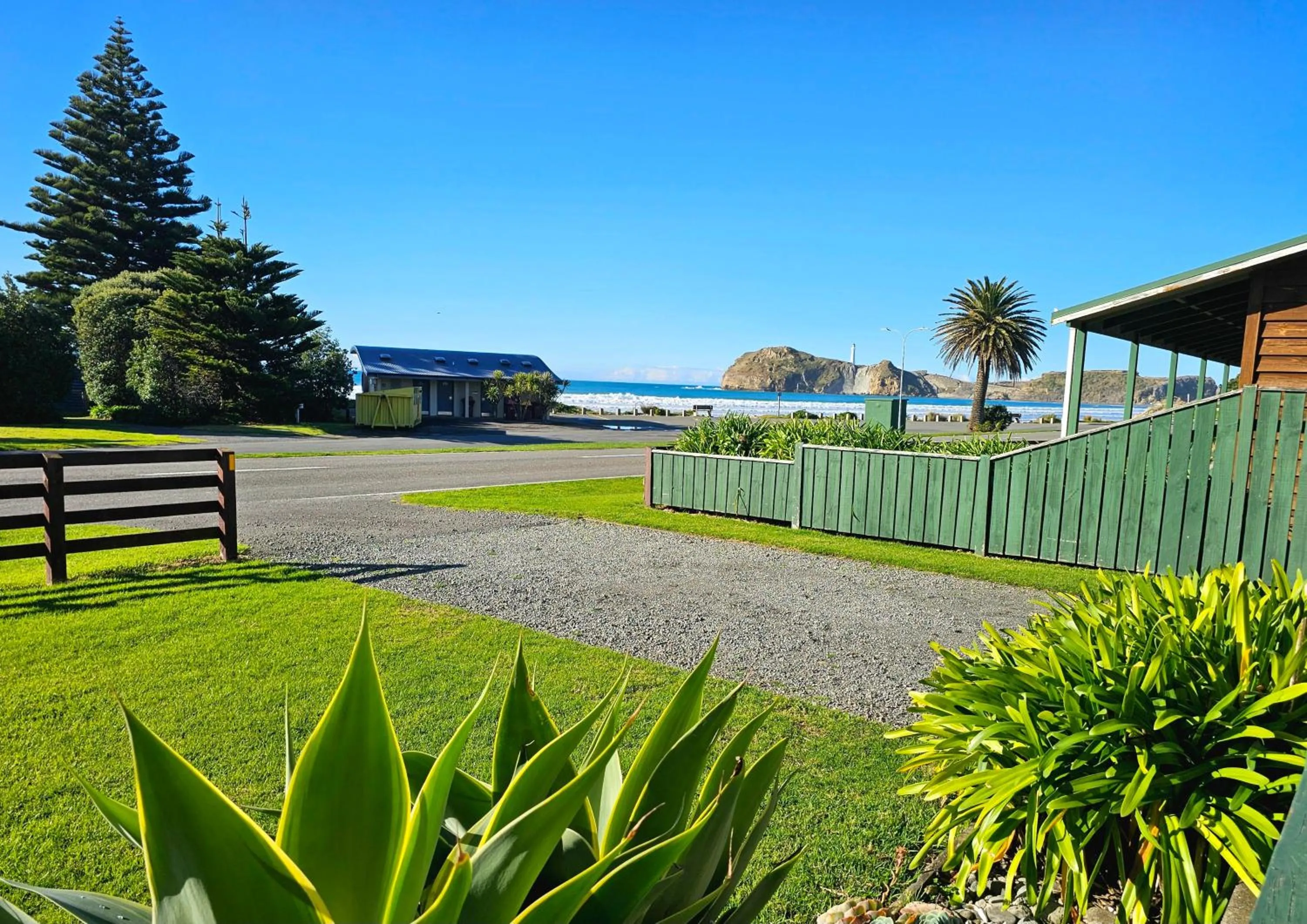 Castlepoint Holiday Park & Motels
