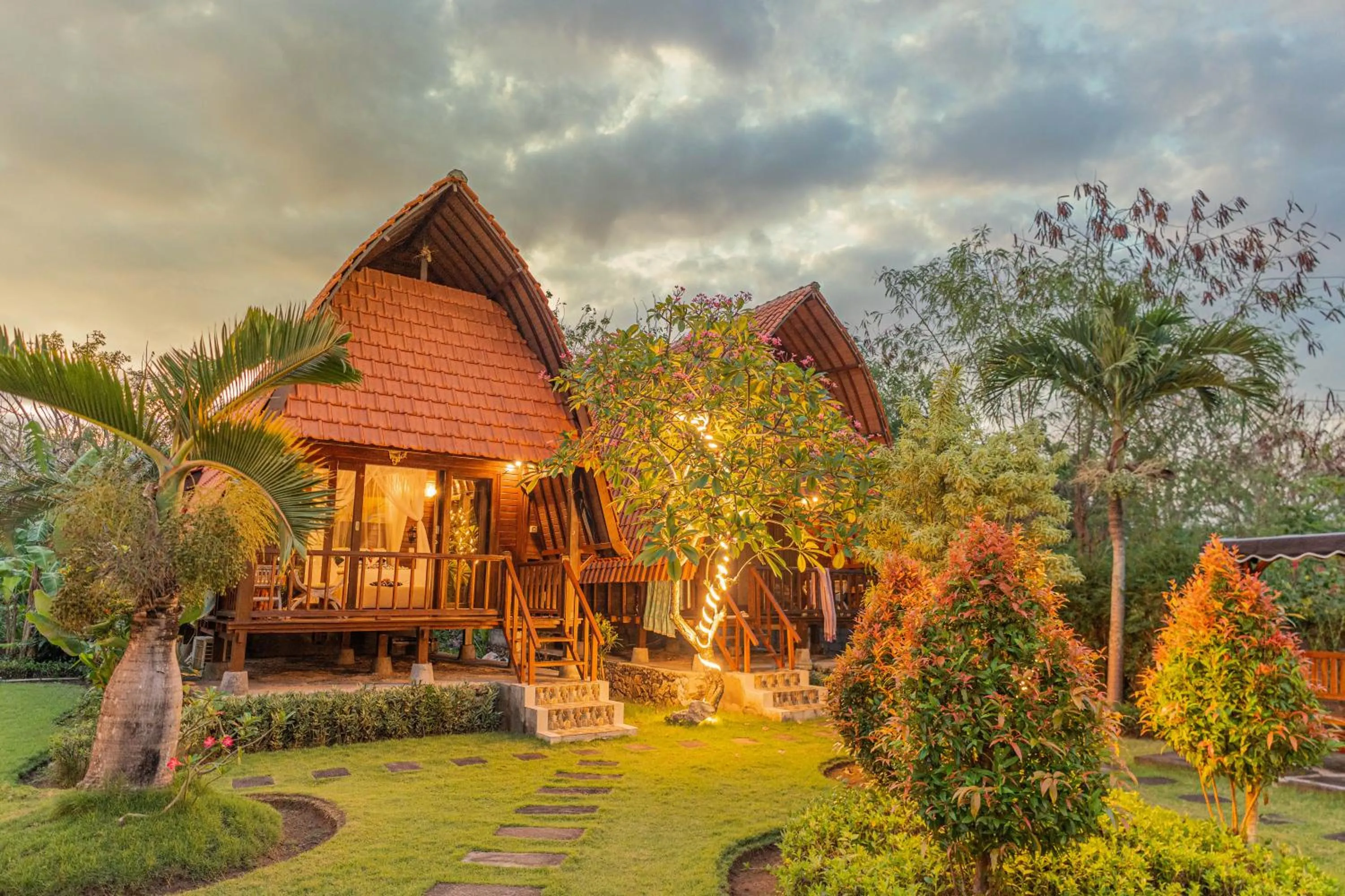 Harta Lembongan Villas