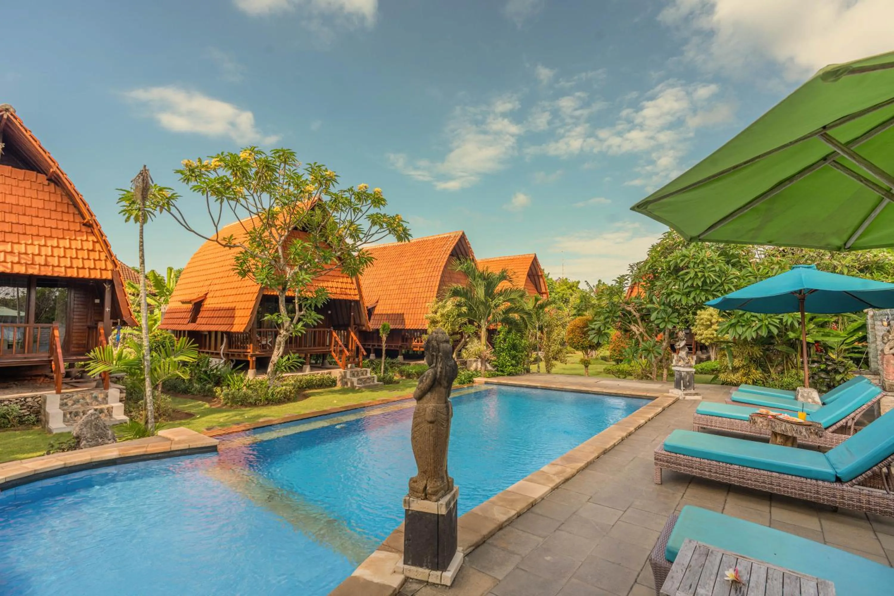 Harta Lembongan Villas