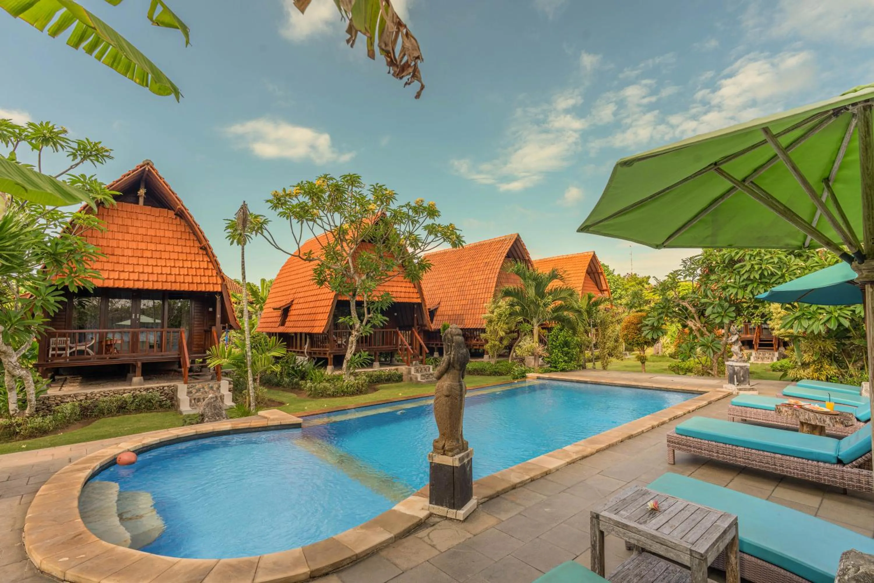 Harta Lembongan Villas