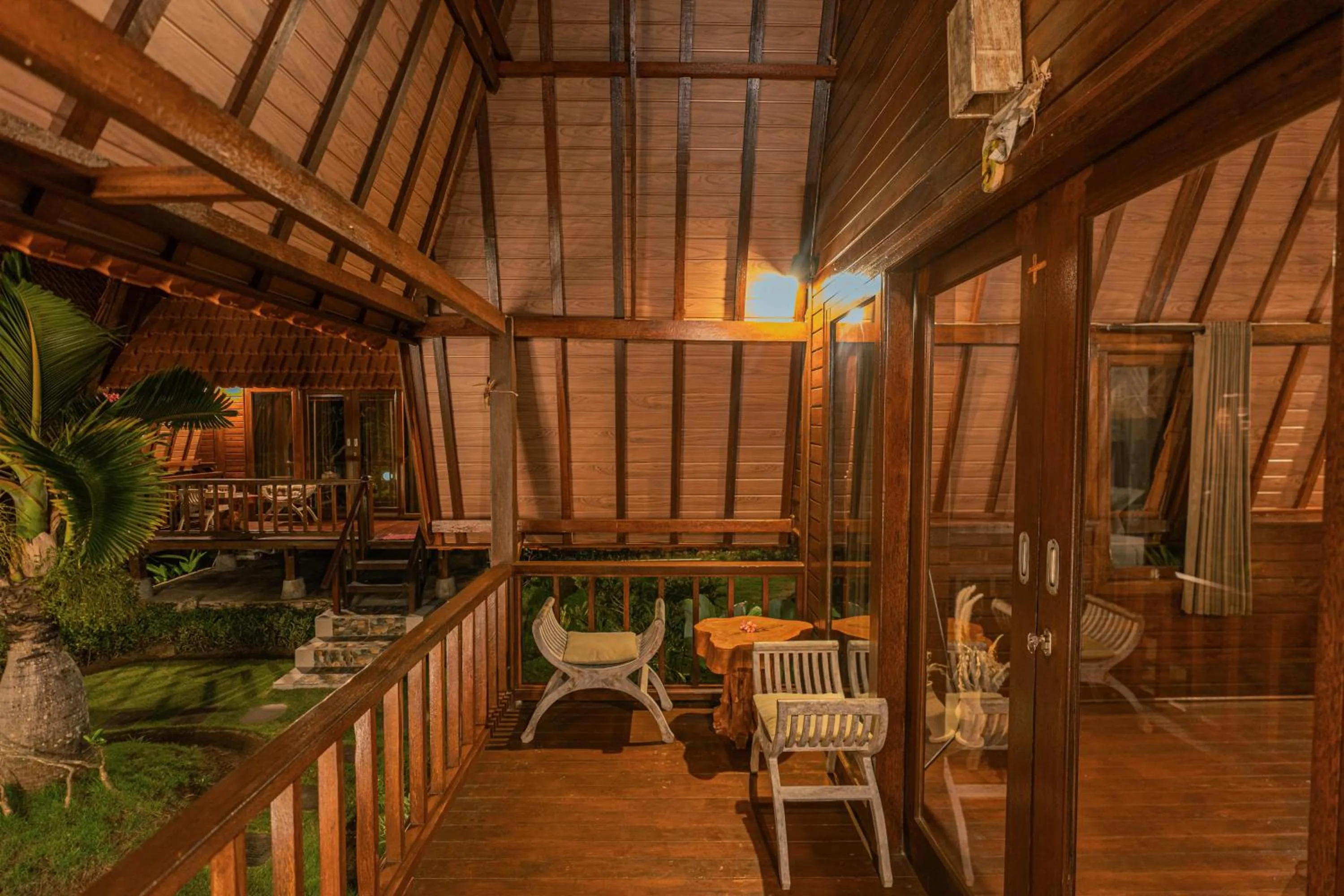 Harta Lembongan Villas