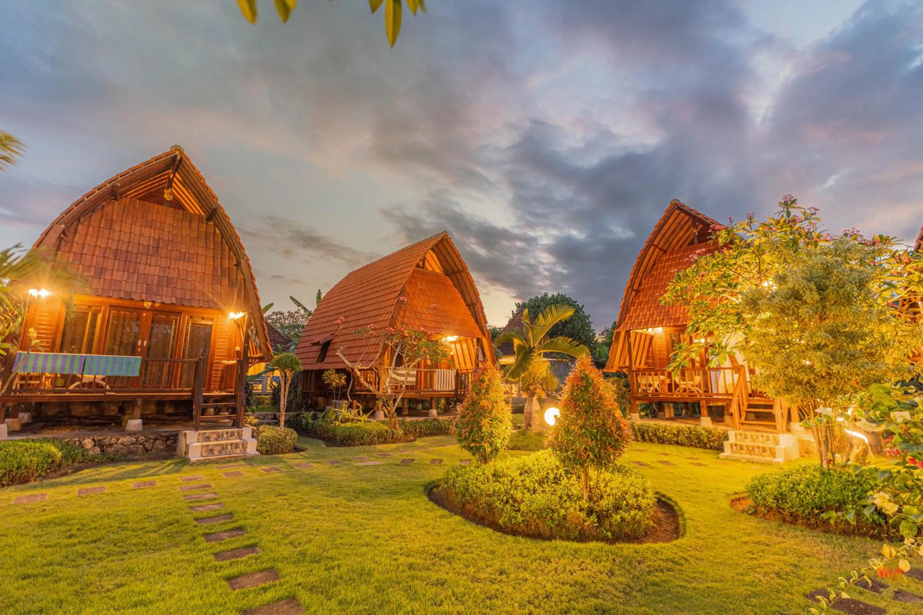 Harta Lembongan Villas