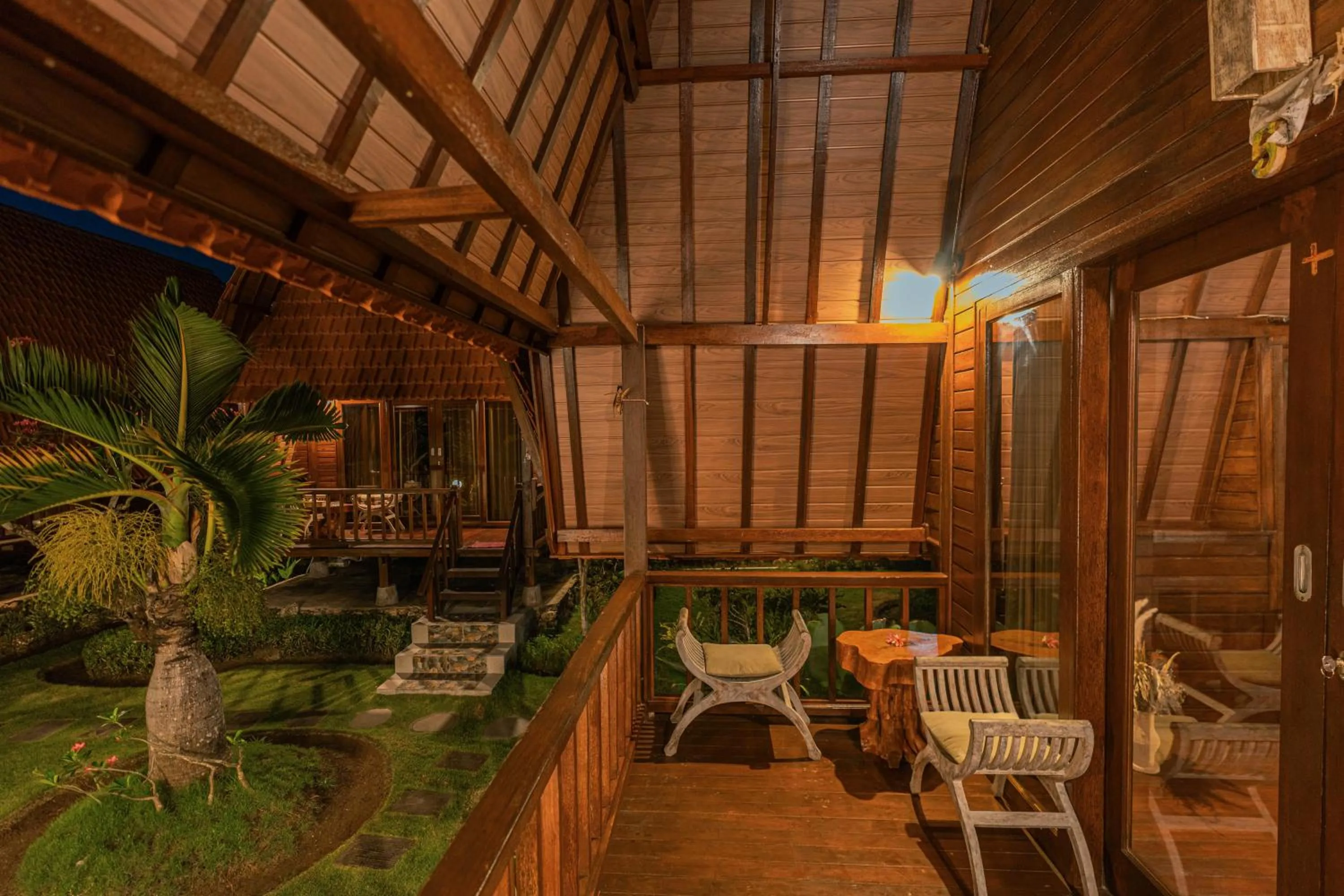 Harta Lembongan Villas