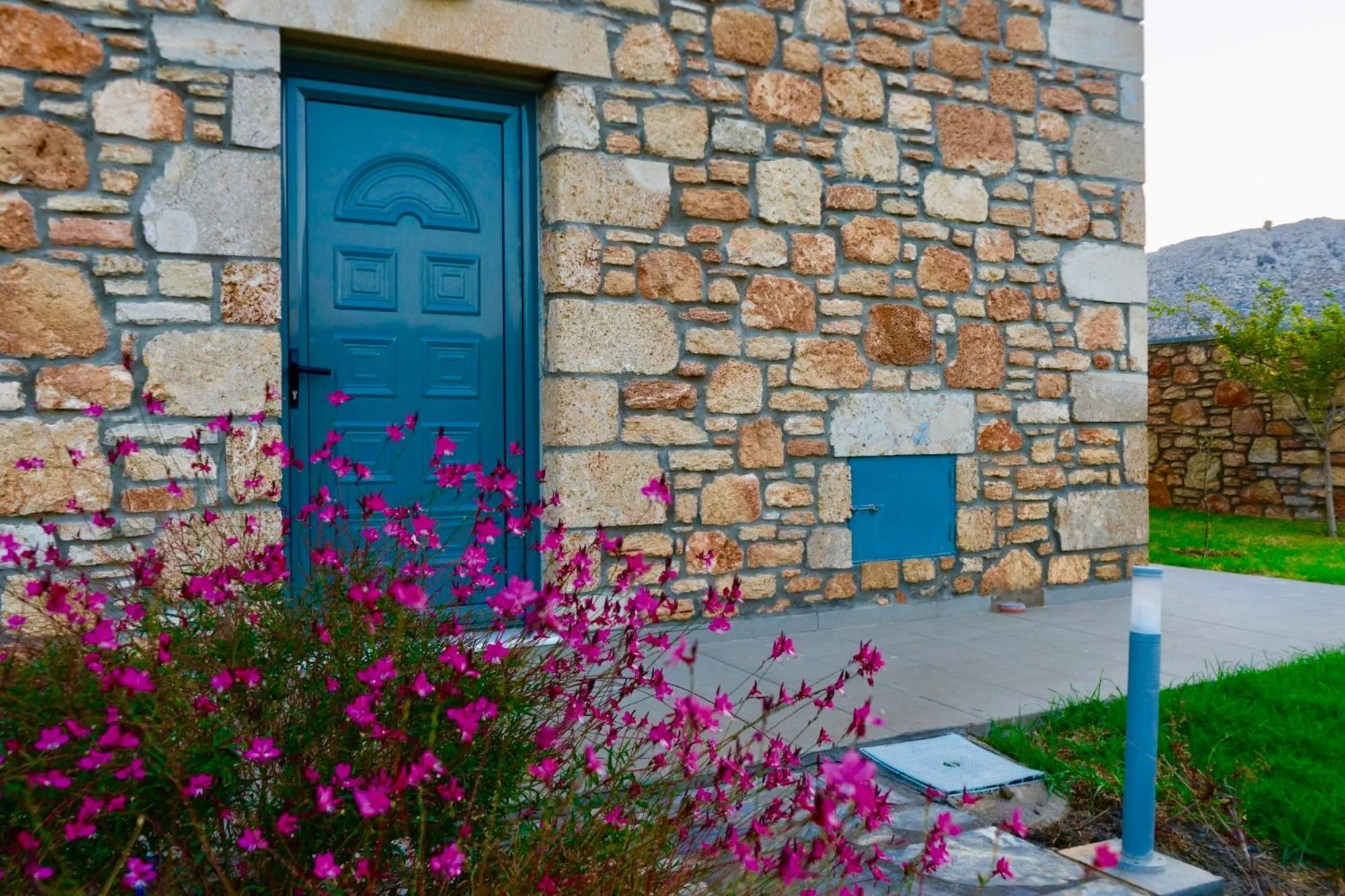 Property building in Estrella Villas