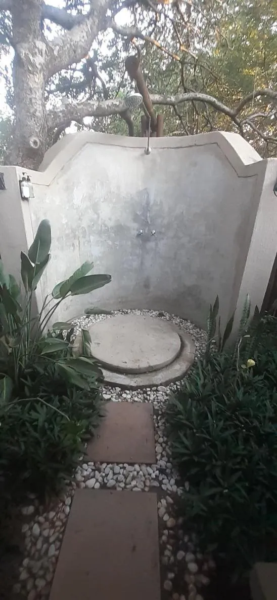 Property building in Hoedspruit Raptors Lodge N16