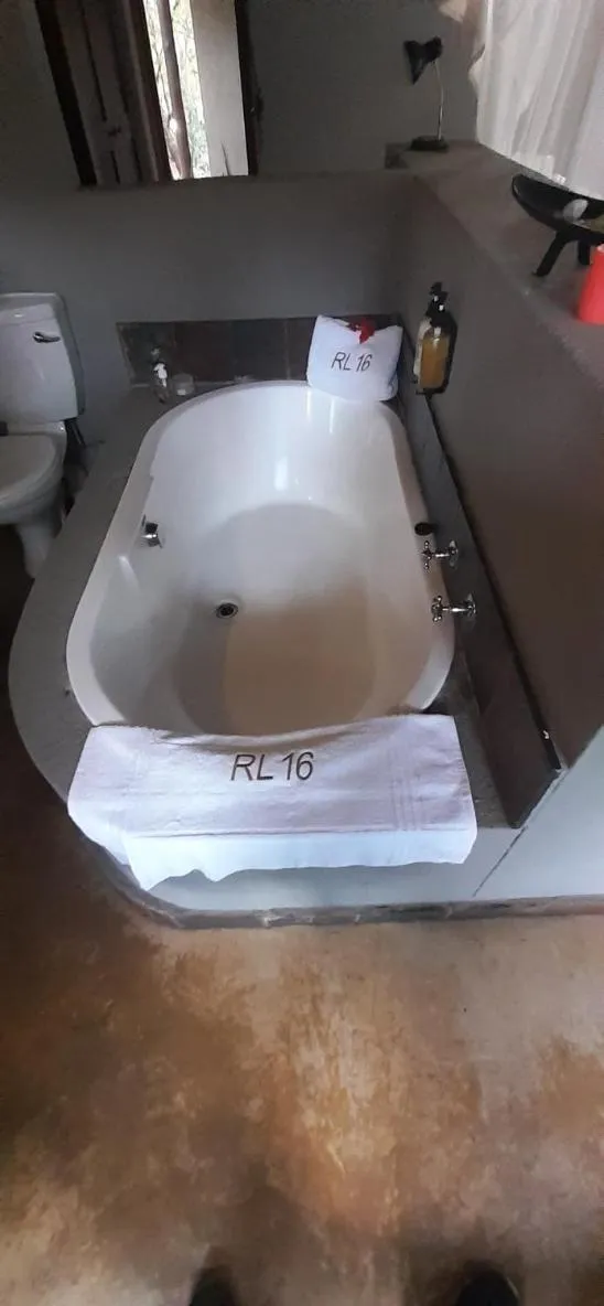 Hoedspruit Raptors Lodge N16