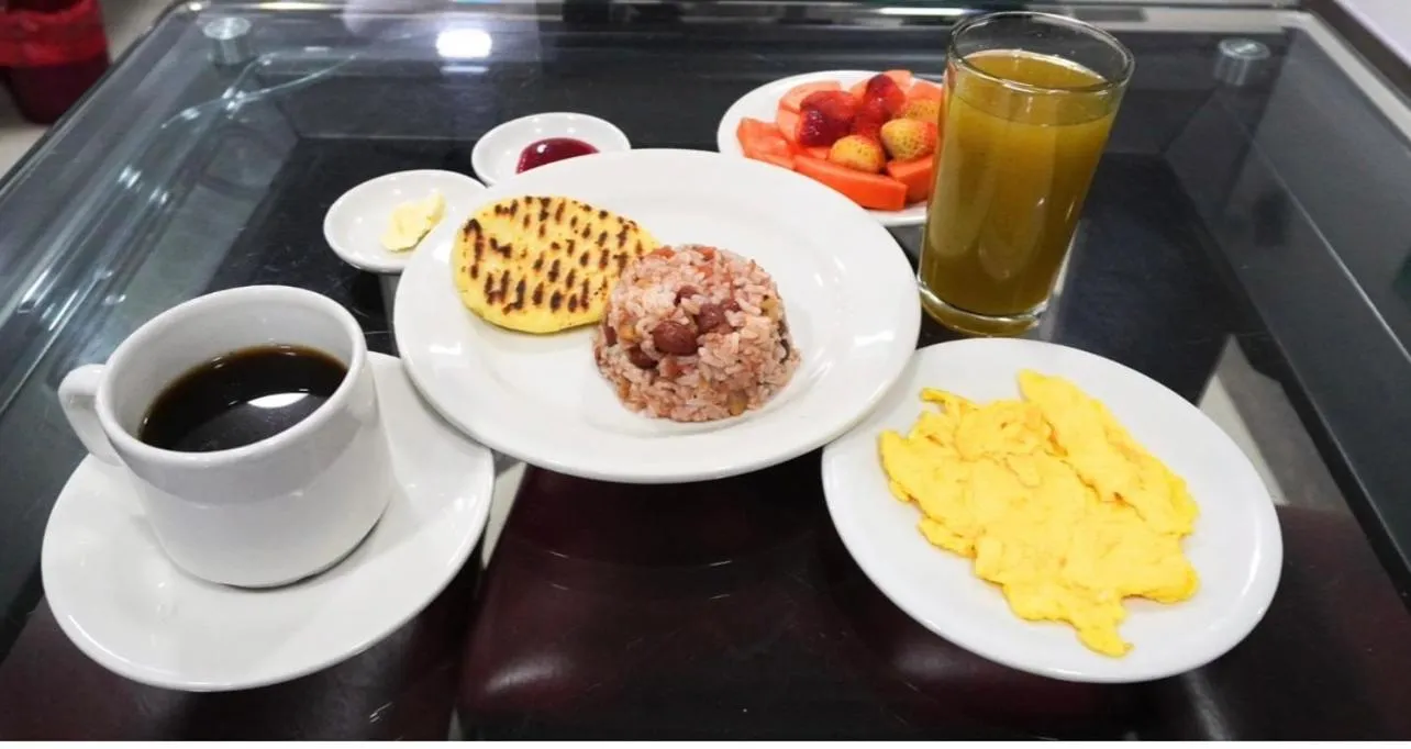 Breakfast in Hotel Plaza Sport