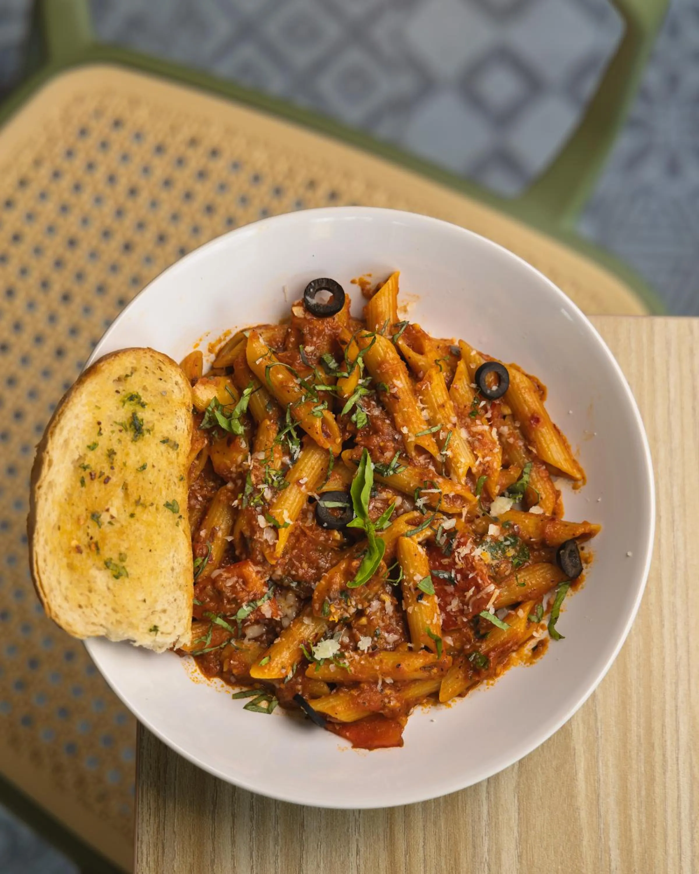 Food and drinks in Athome Comforts Panjim Donapaula