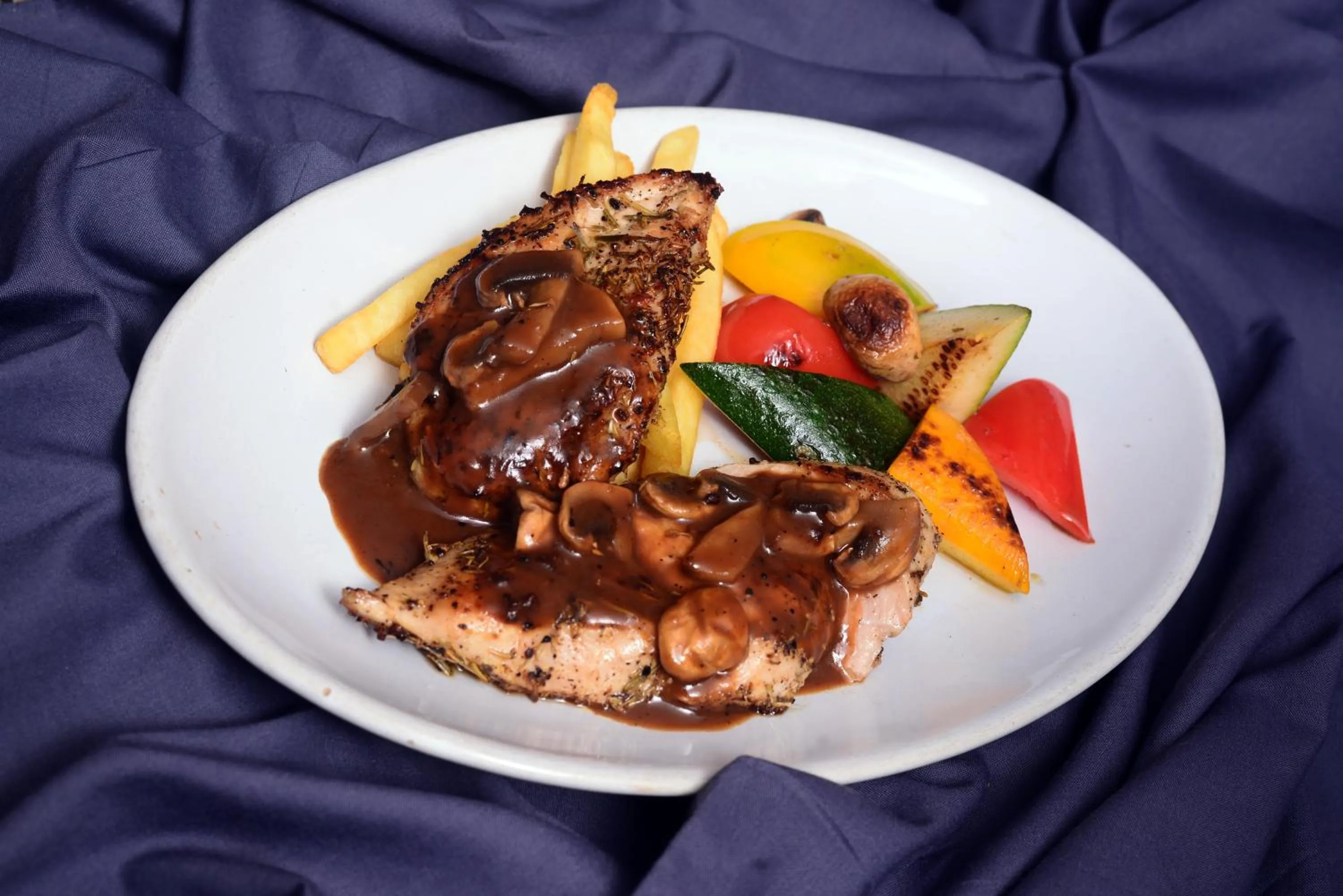 Food and drinks in Athome Comforts Panjim Donapaula