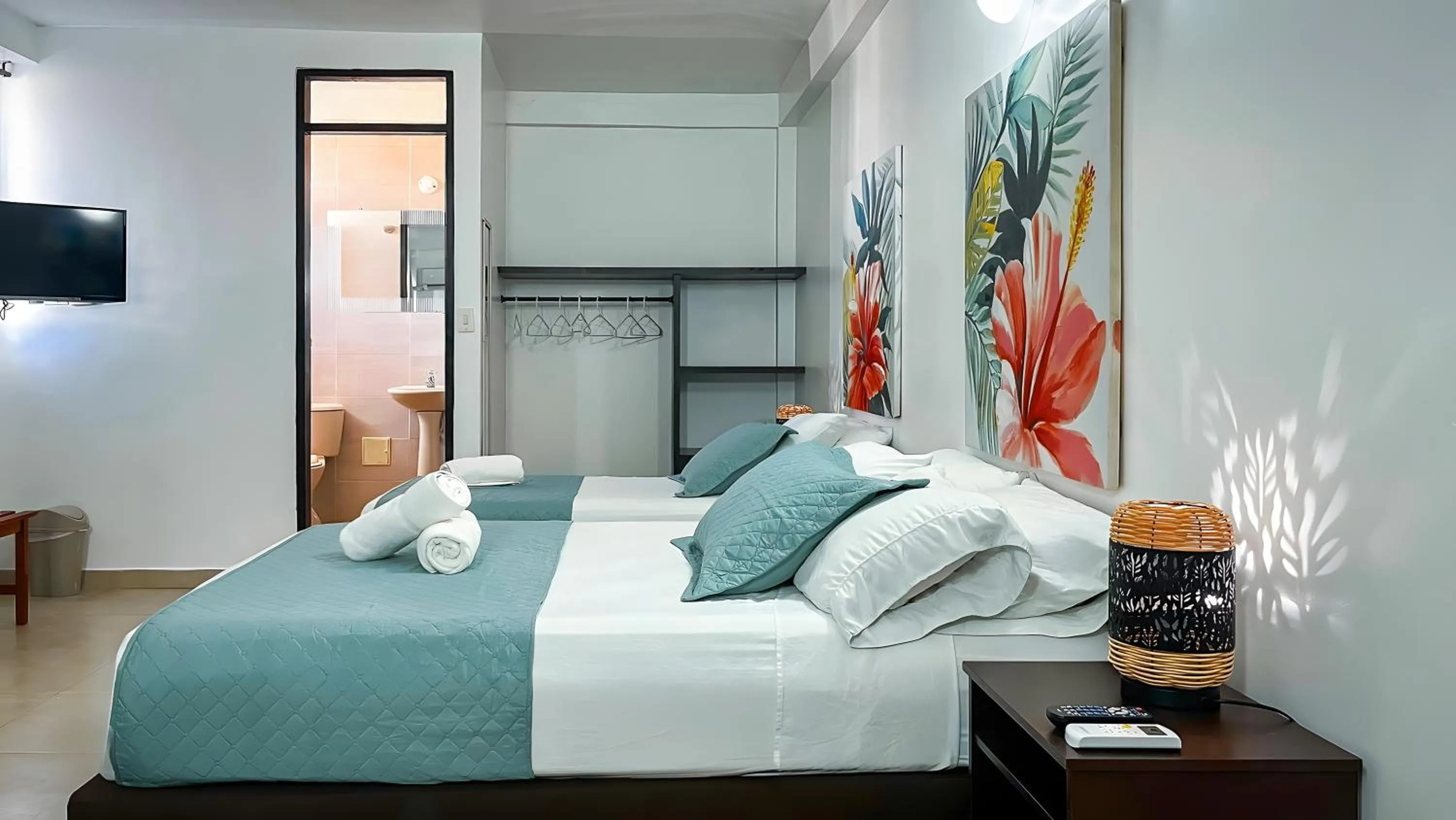 Bedroom, Bed in Hotel Verde Mar