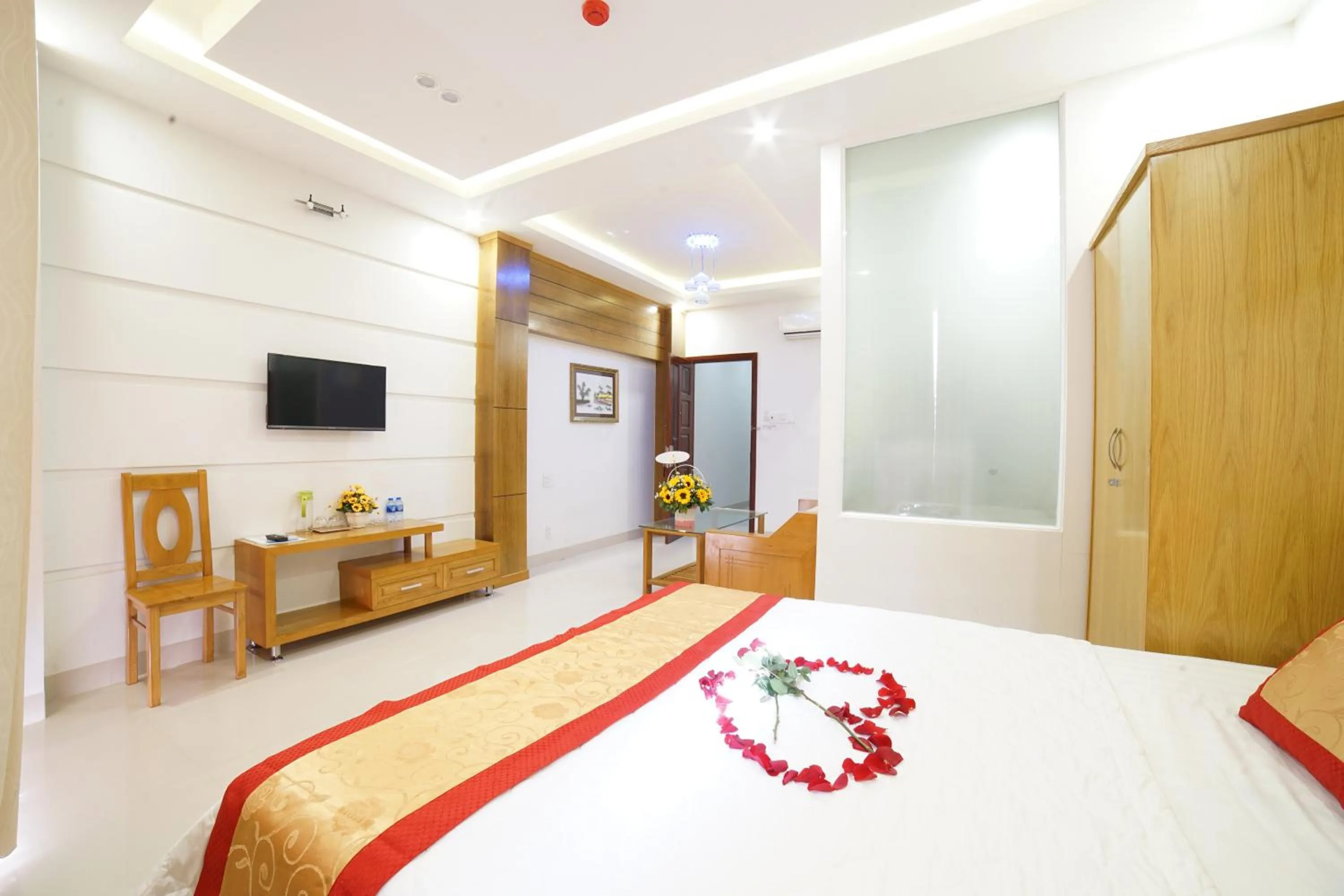Bed in Thanh Xuan Hotel