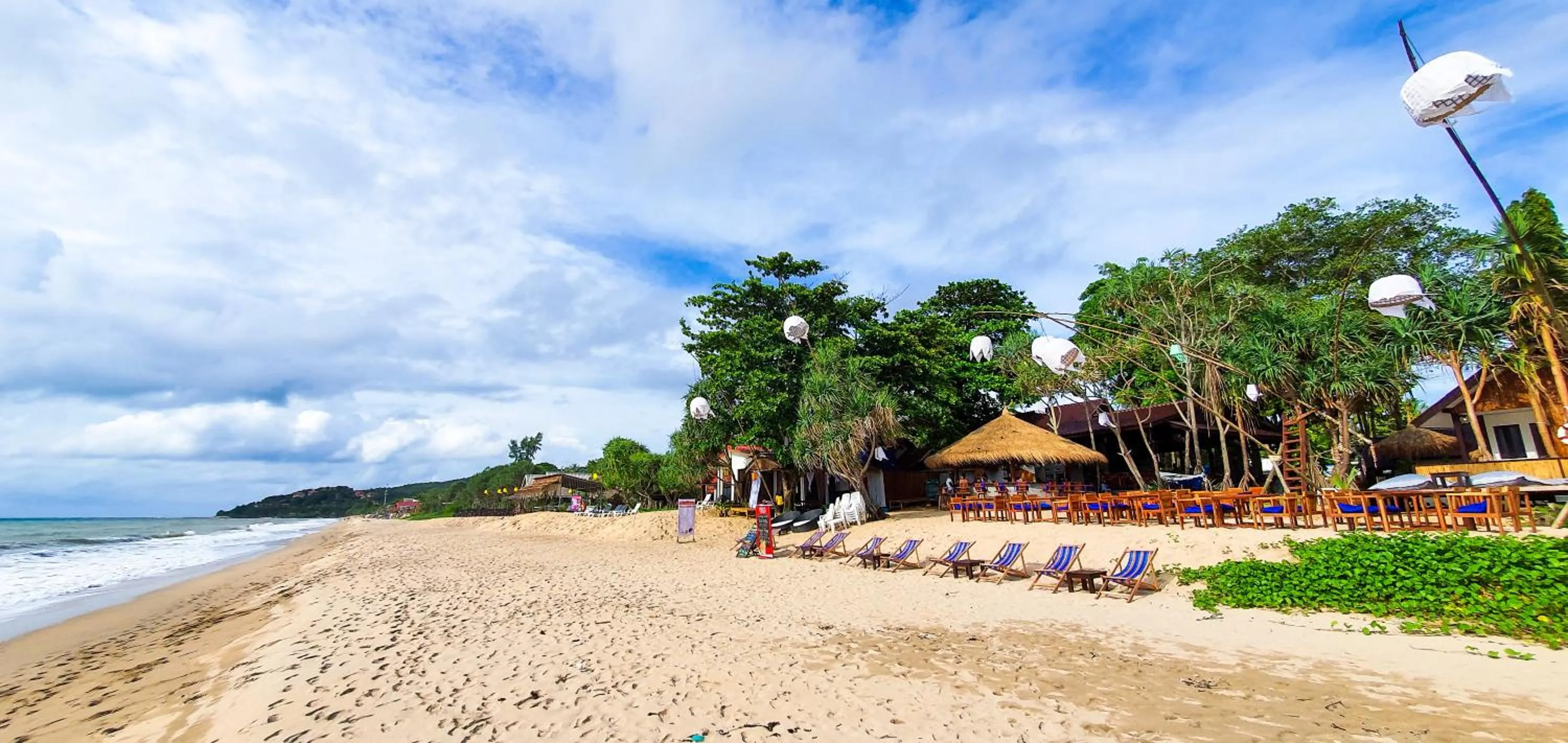 Property building in New Harrys Sunset Resort - Klong Nin Beach