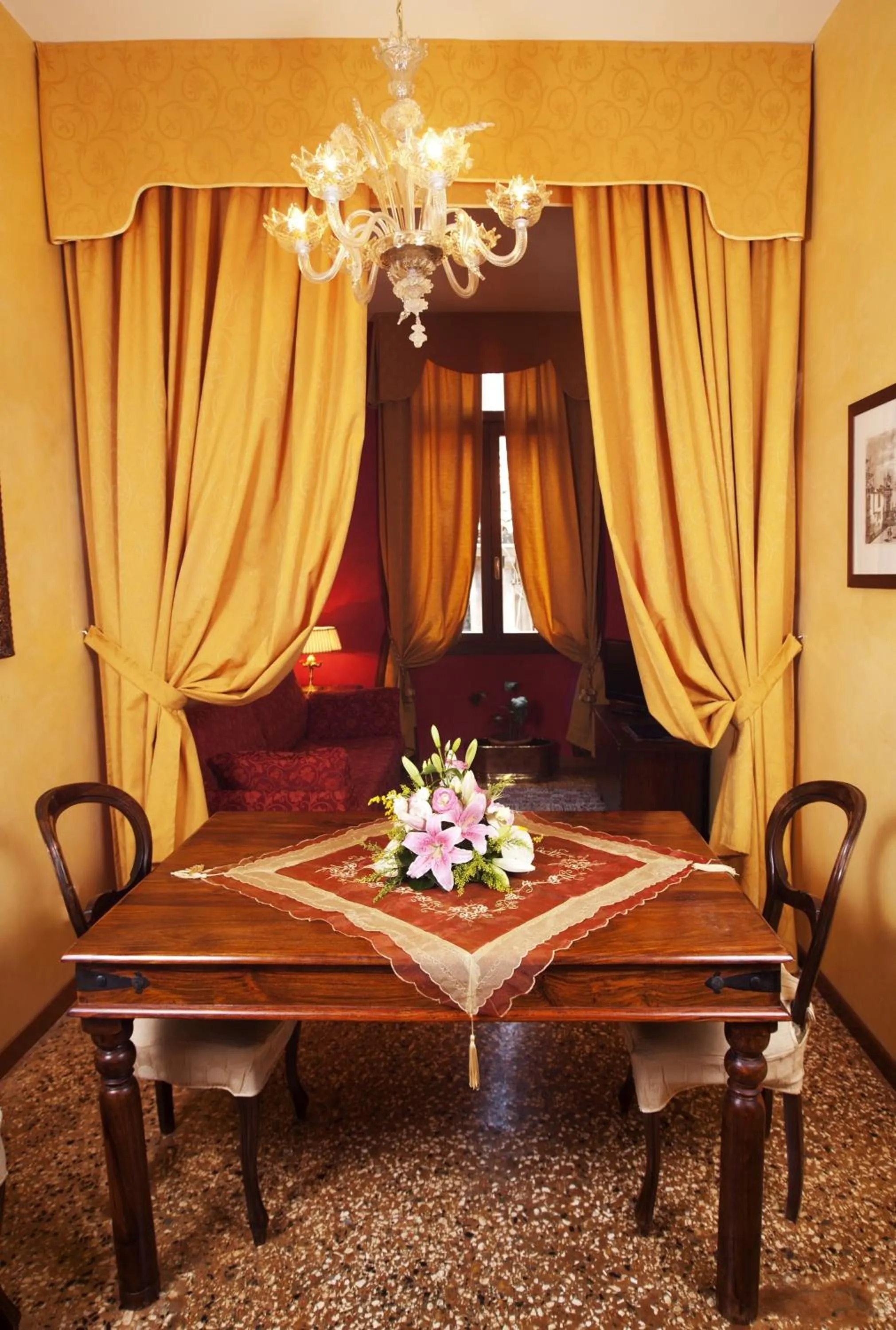 Day in Residence Odoni