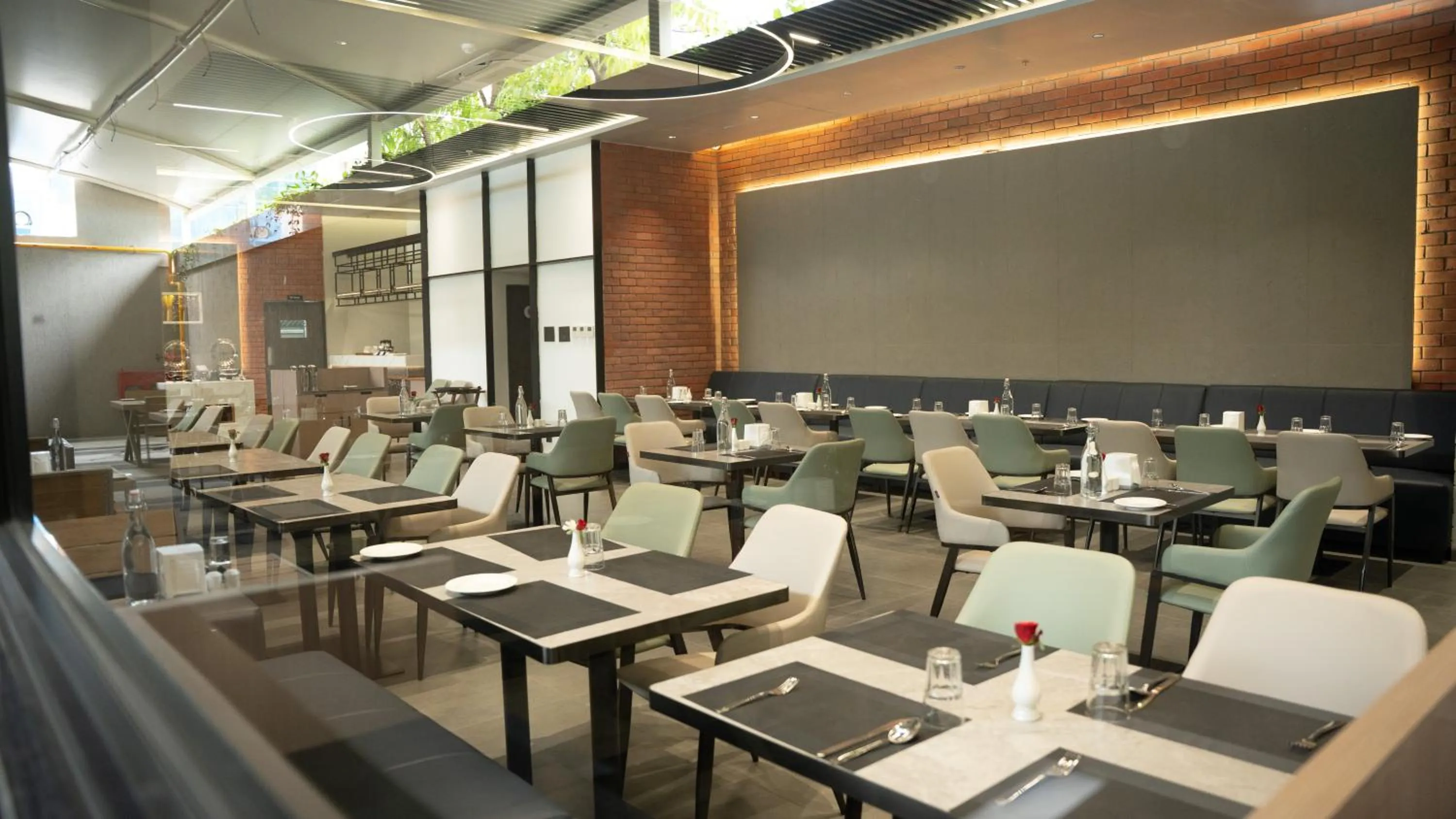 Restaurant/places to eat in Zip By Spree Hotels Chinchwad