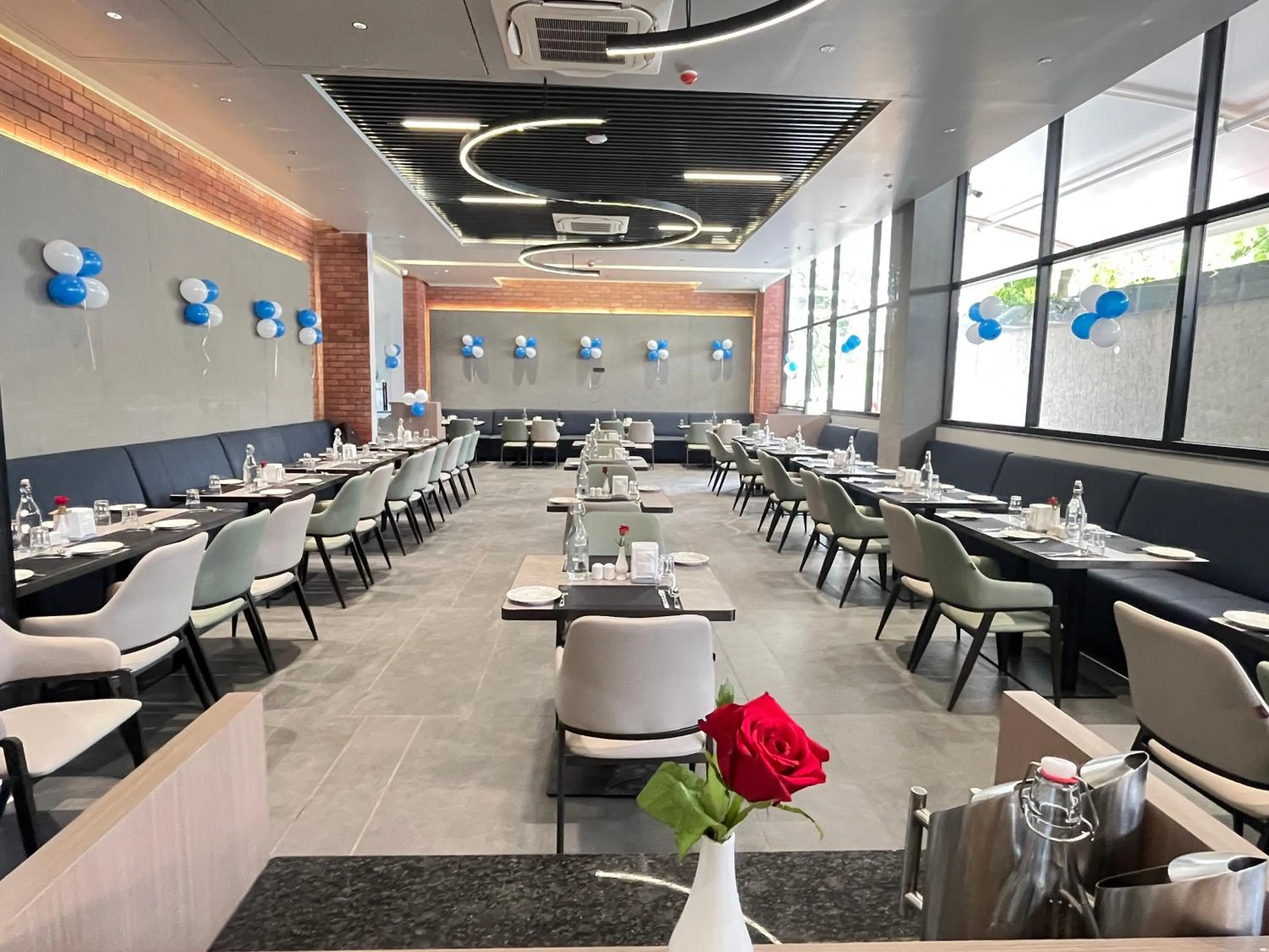 Restaurant/places to eat in Zip By Spree Hotels Chinchwad