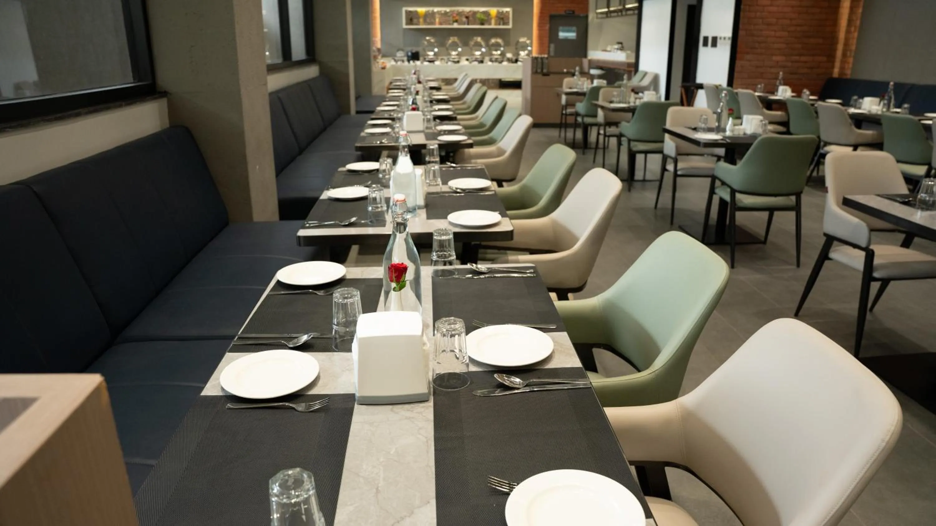 Restaurant/places to eat in Zip By Spree Hotels Chinchwad