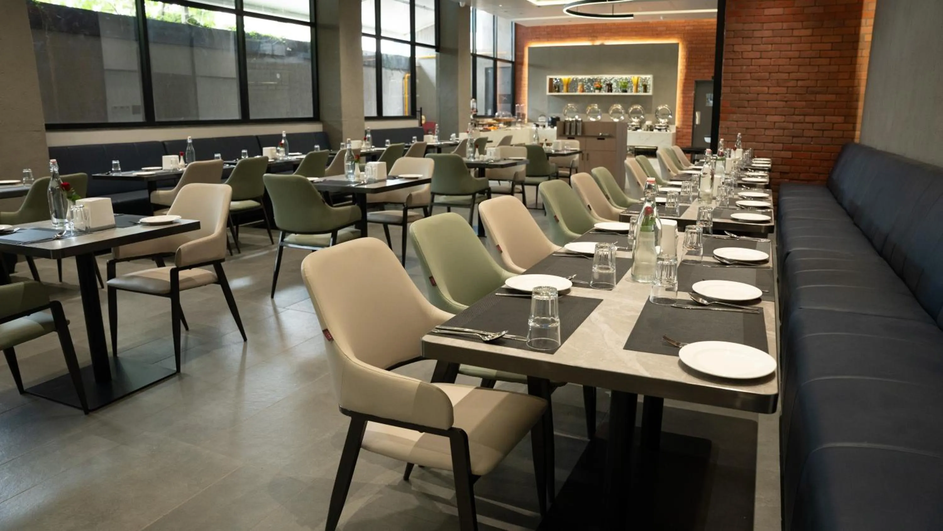 Restaurant/places to eat in Zip By Spree Hotels Chinchwad
