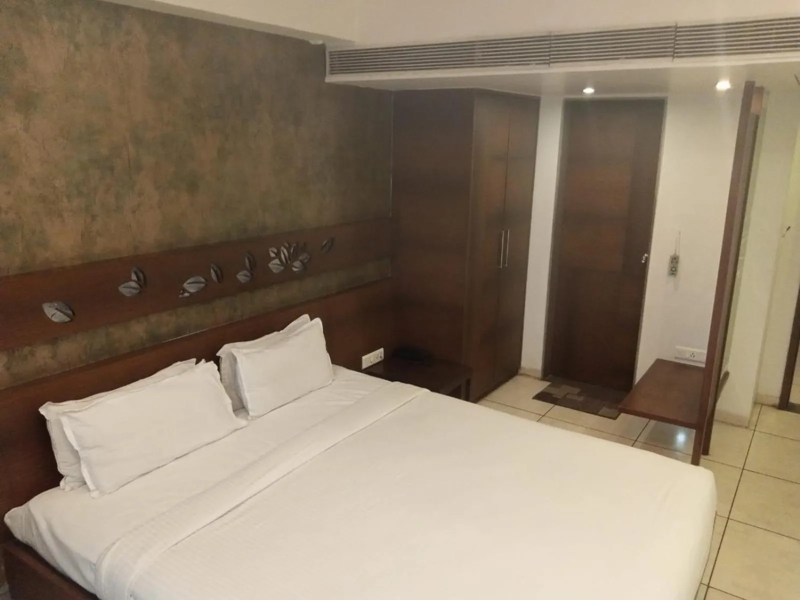 Photo of the whole room, Bed in Hotel Kanan