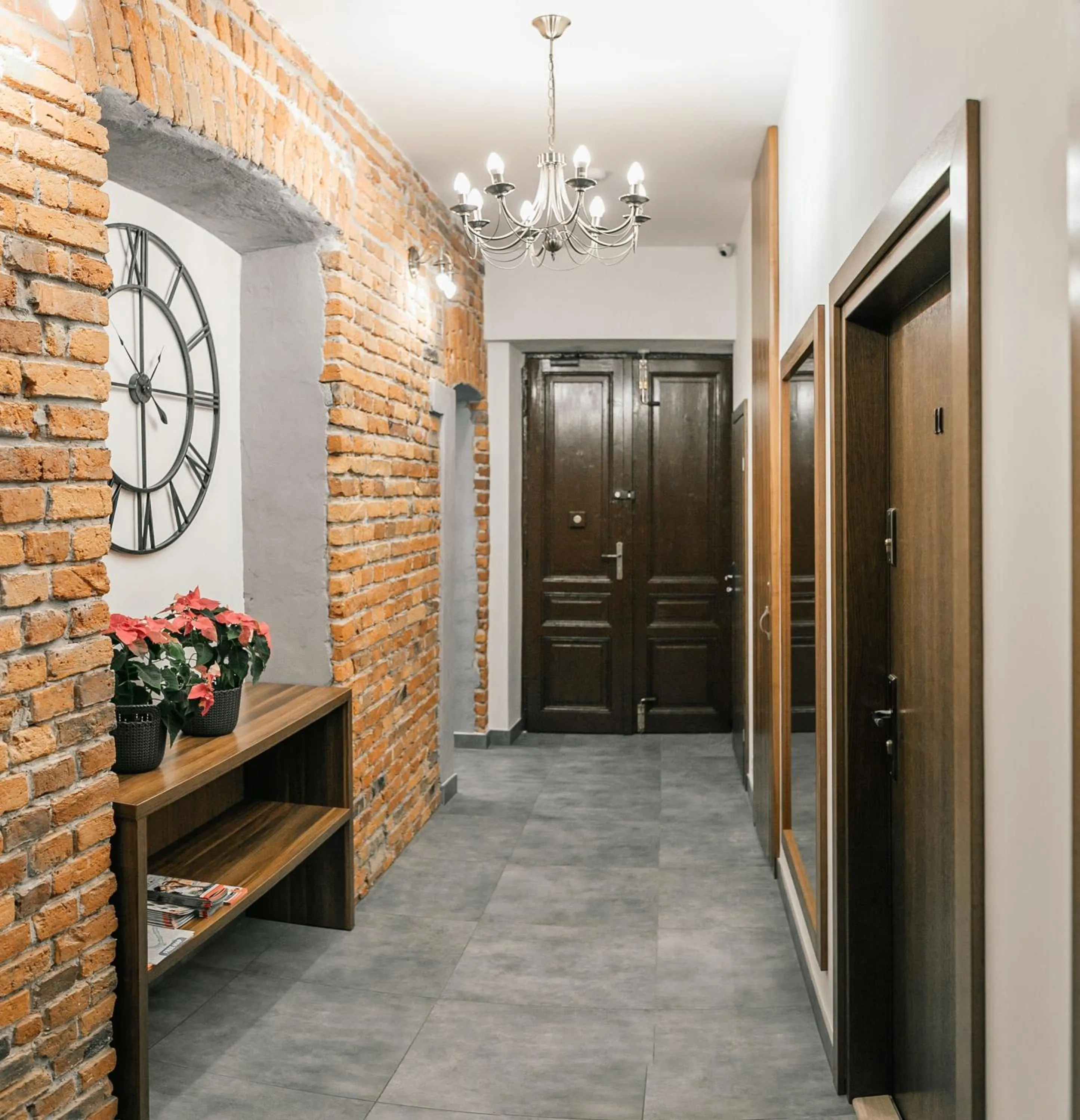 Lobby or reception in Apartamenty Bonerowska 5