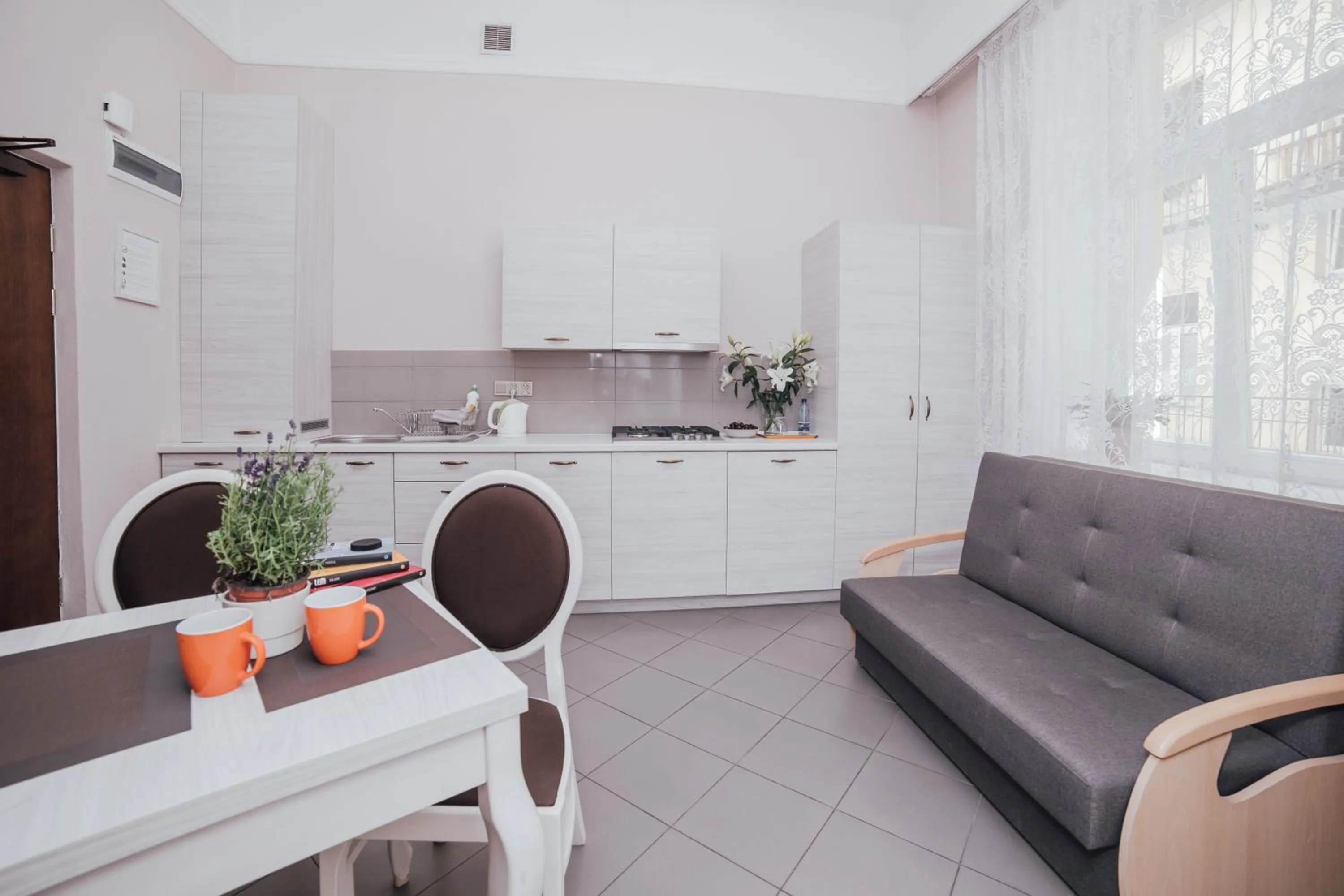 Kitchen or kitchenette in Apartamenty Bonerowska 5