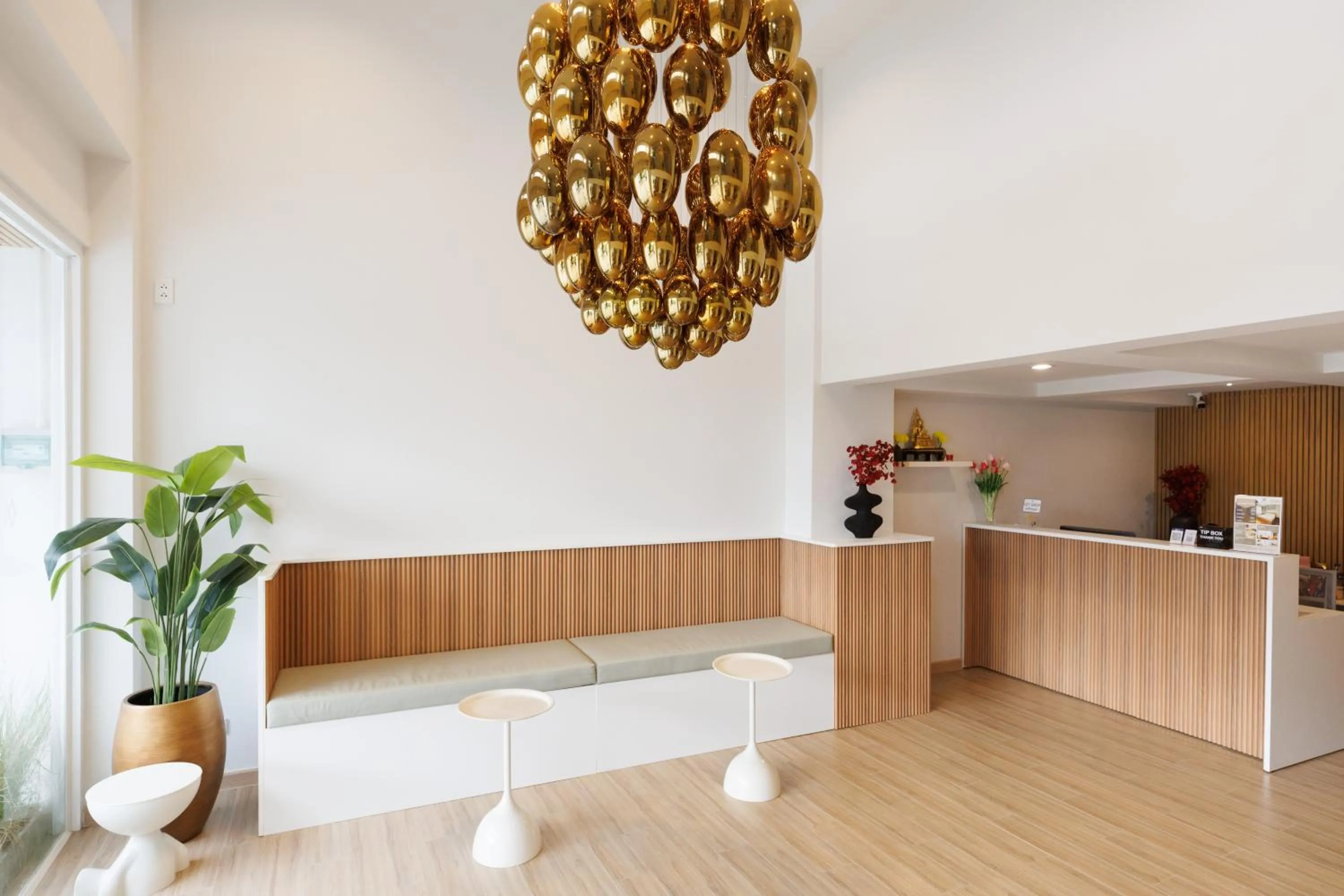 Lobby or reception in Takka Hotel - Bearing