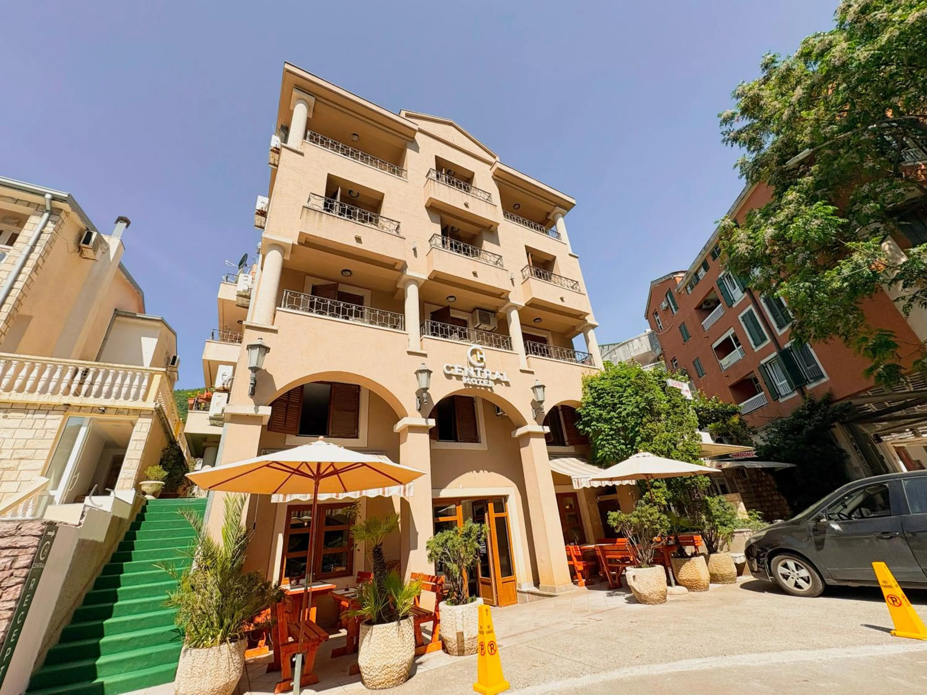 Property building in Central Hotel & Restaurant