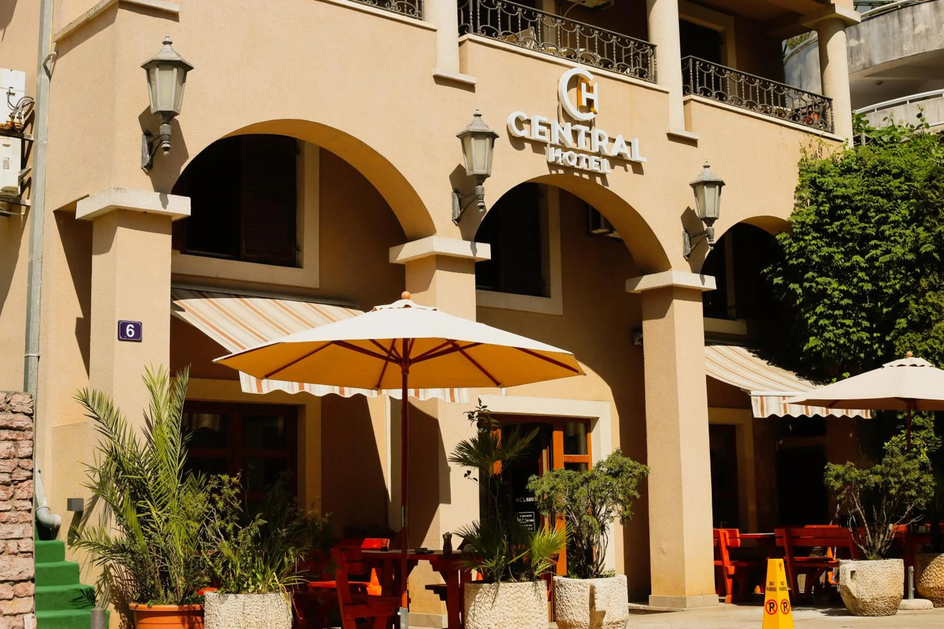 Property building in Central Hotel & Restaurant