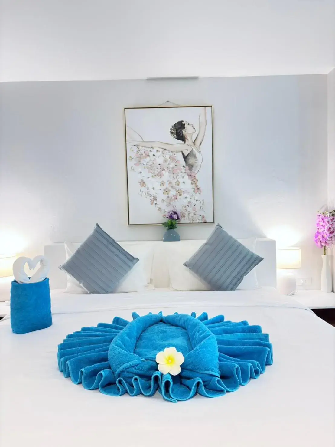 Family Room with Sea View in Seaside Patong House - Newly Open Family Room with Sea View in Seaside Patong House - Newly Open