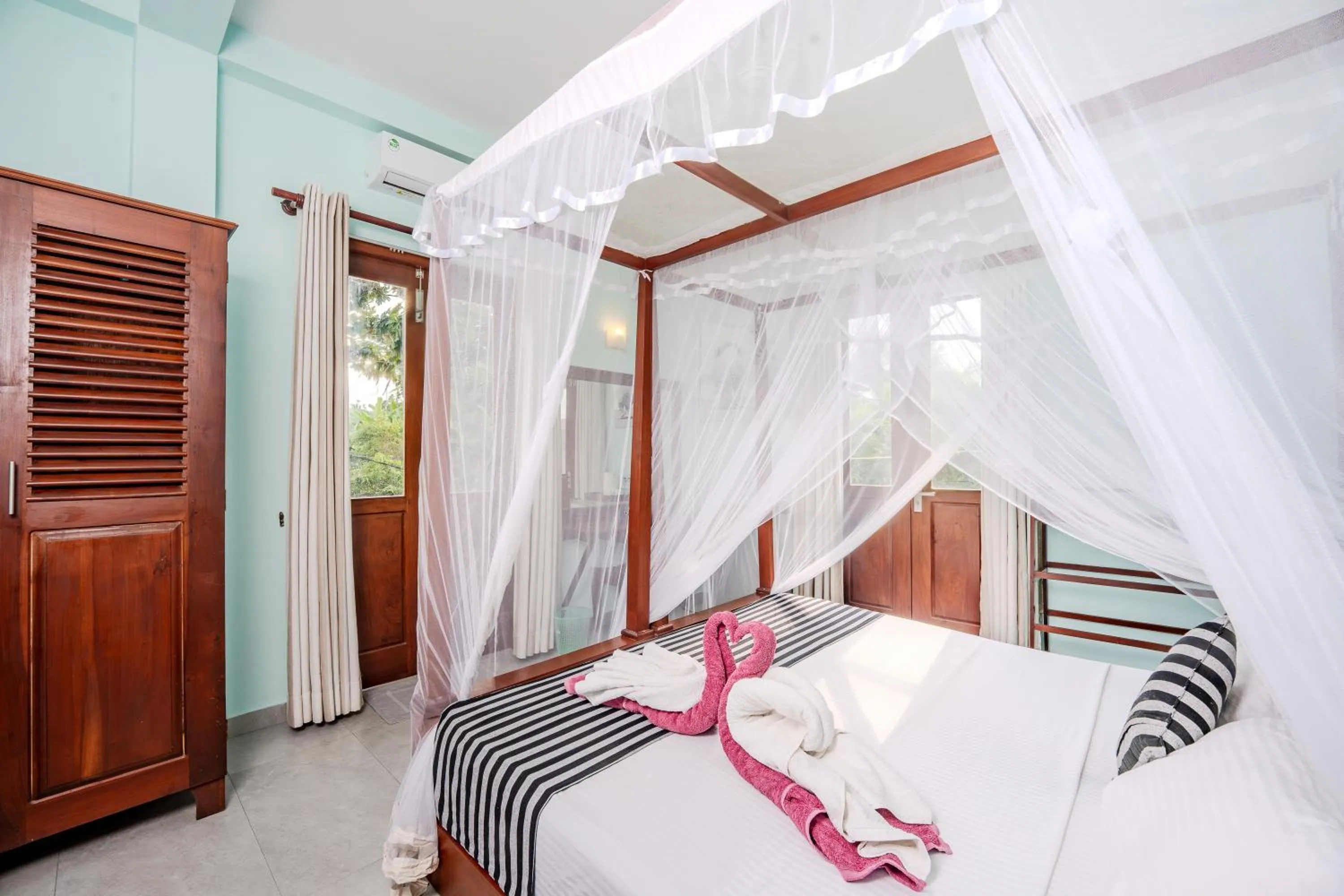 Bed in Villa Red Lobster