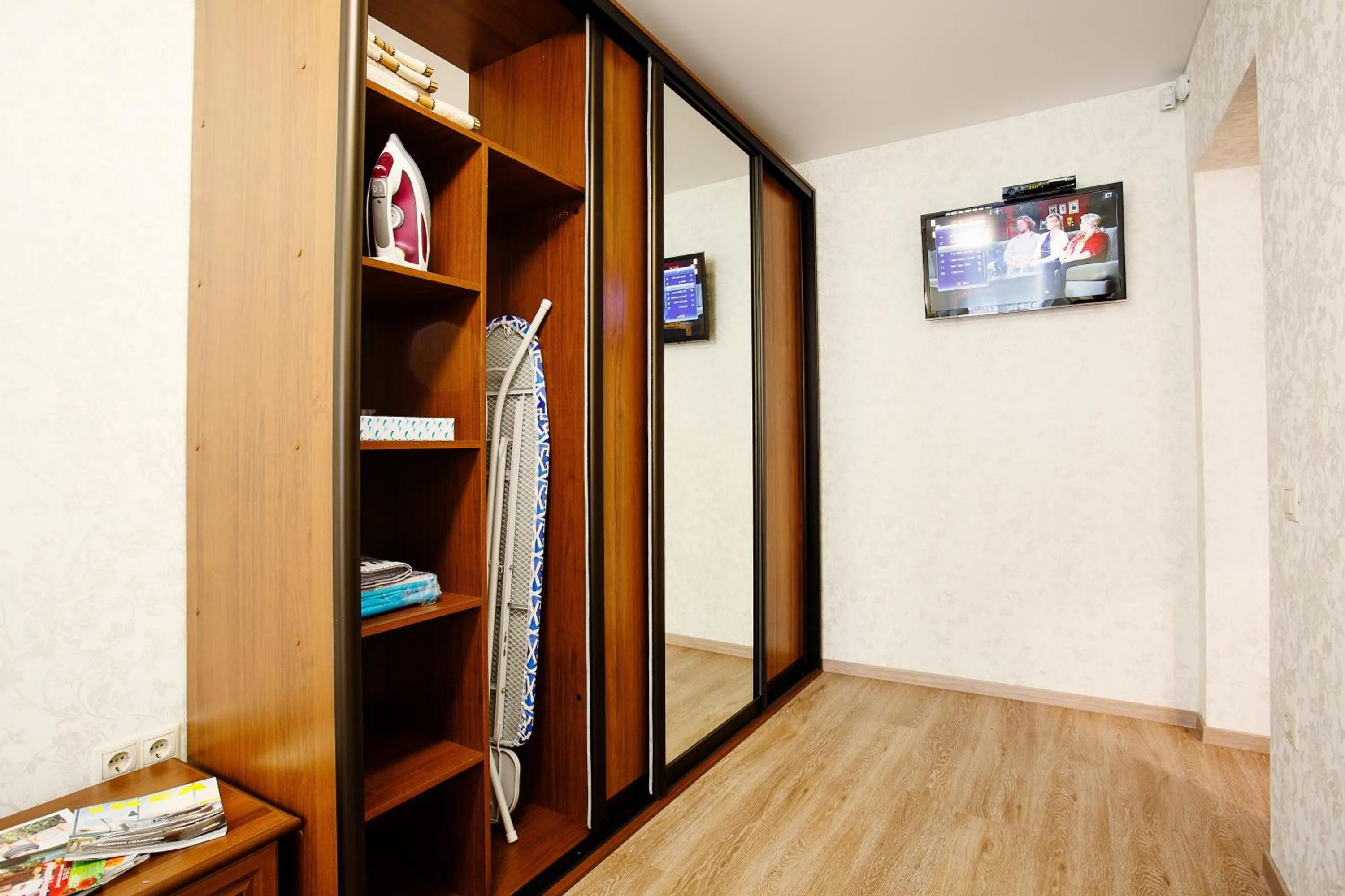 Communal lounge/ TV room in APART-HOTEL VEGUS