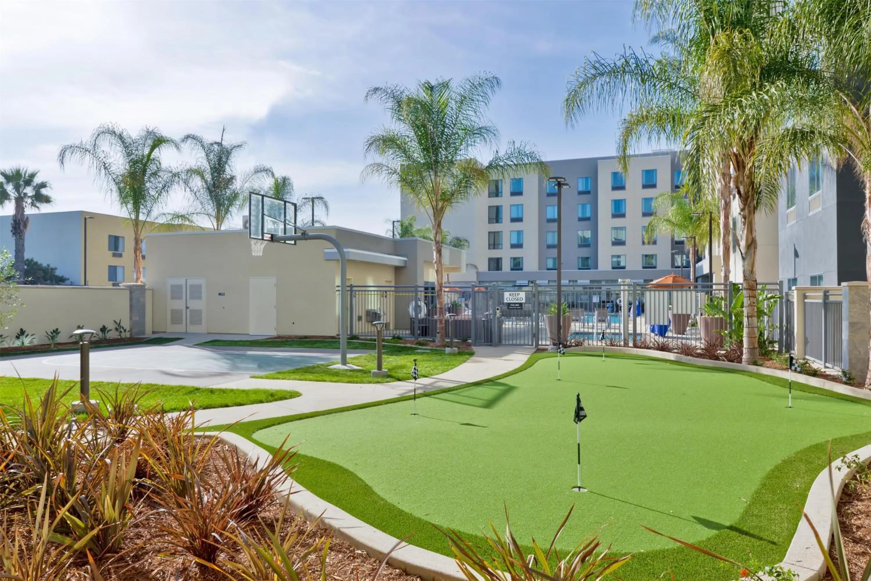 Golfcourse in Homewood Suites by Hilton Anaheim Conv Ctr/Disneyland Main