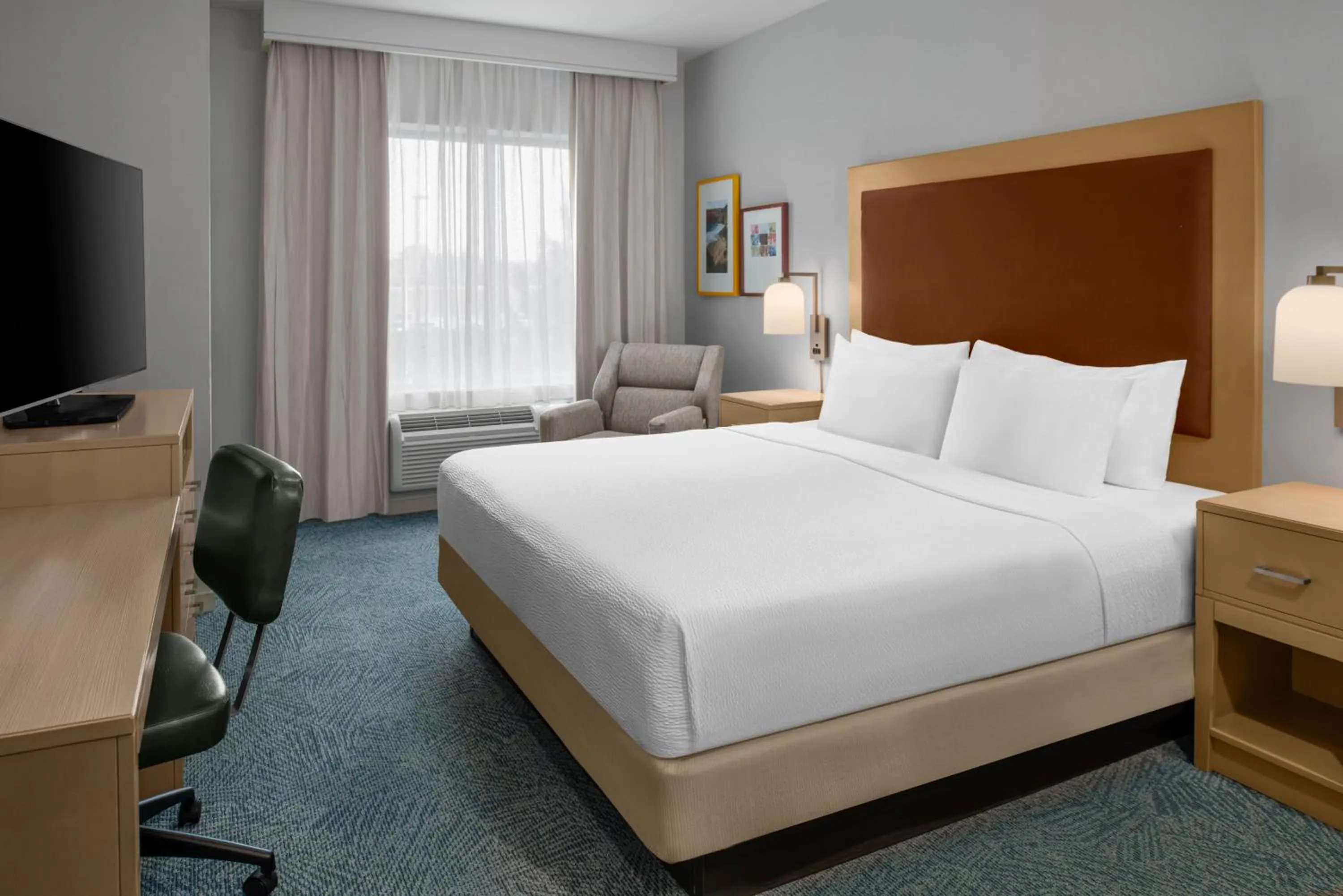 Bed in Homewood Suites by Hilton Anaheim Conv Ctr/Disneyland Main