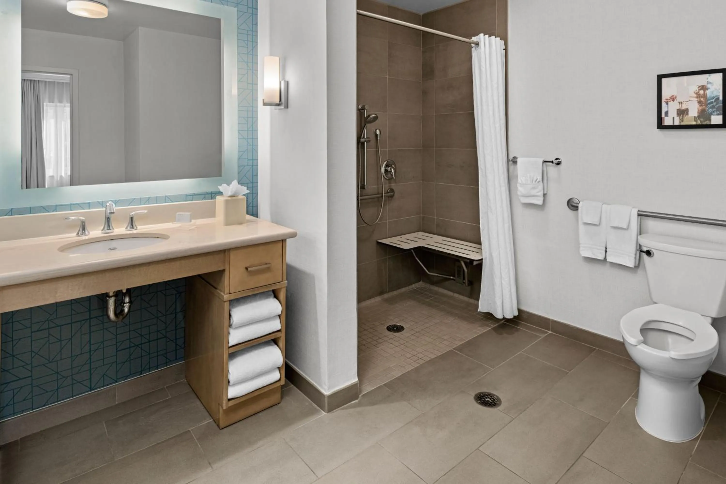 Shower in Homewood Suites by Hilton Anaheim Conv Ctr/Disneyland Main