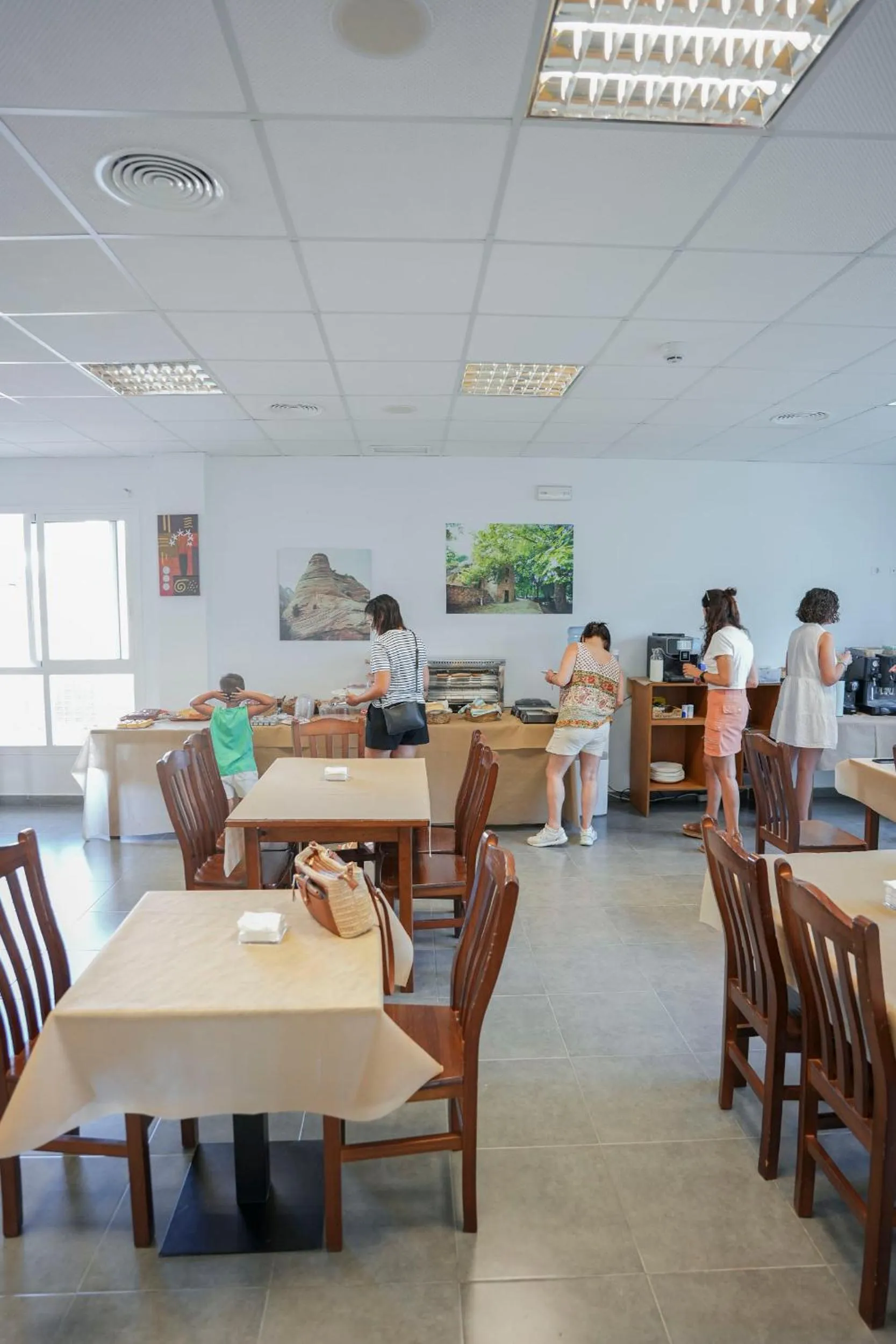 Restaurant/places to eat in Hotel Caravaca Resort